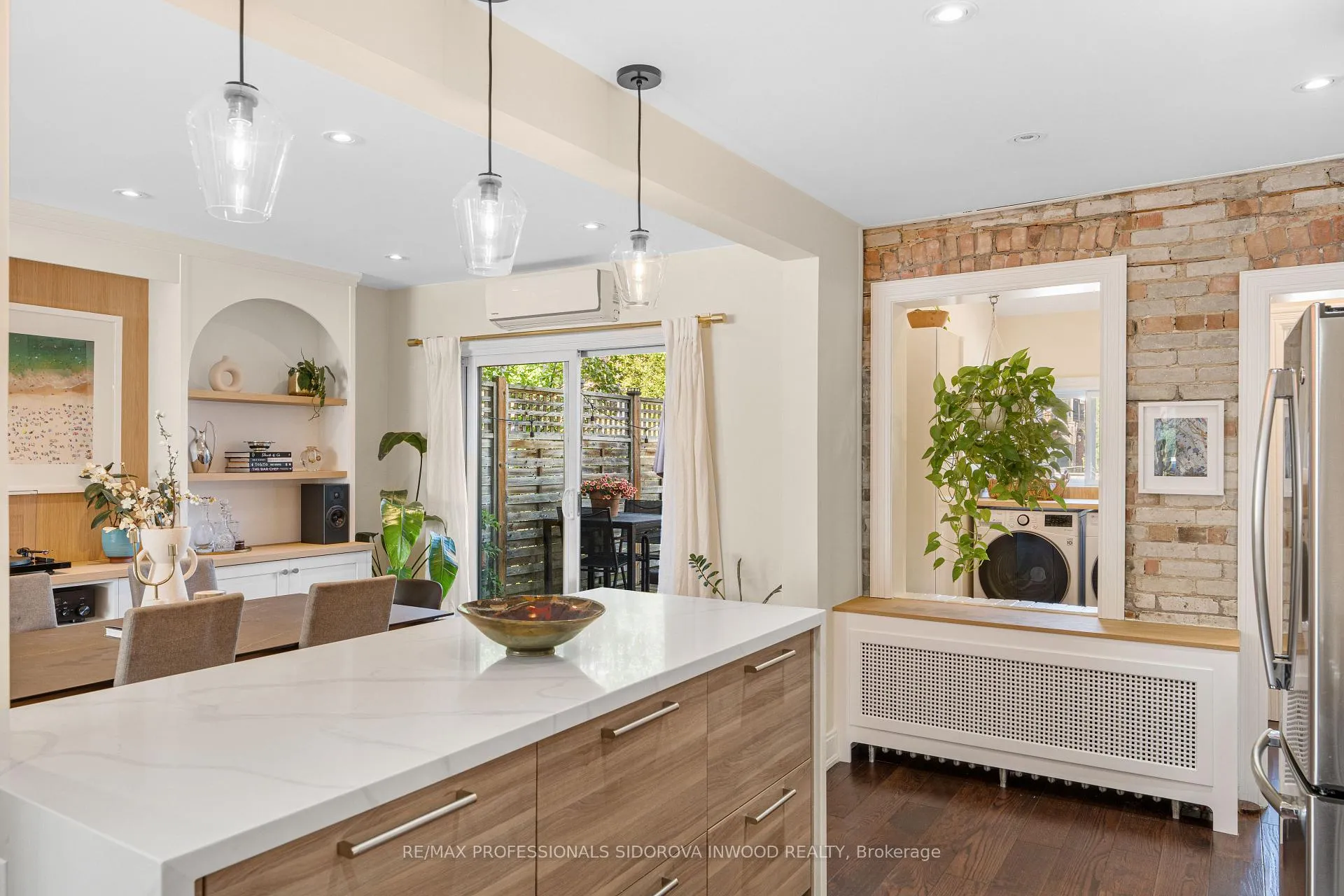Photo 12 of 707 Windermere Avenue, Toronto, Runnymede-Bloor West Village — HOMEH