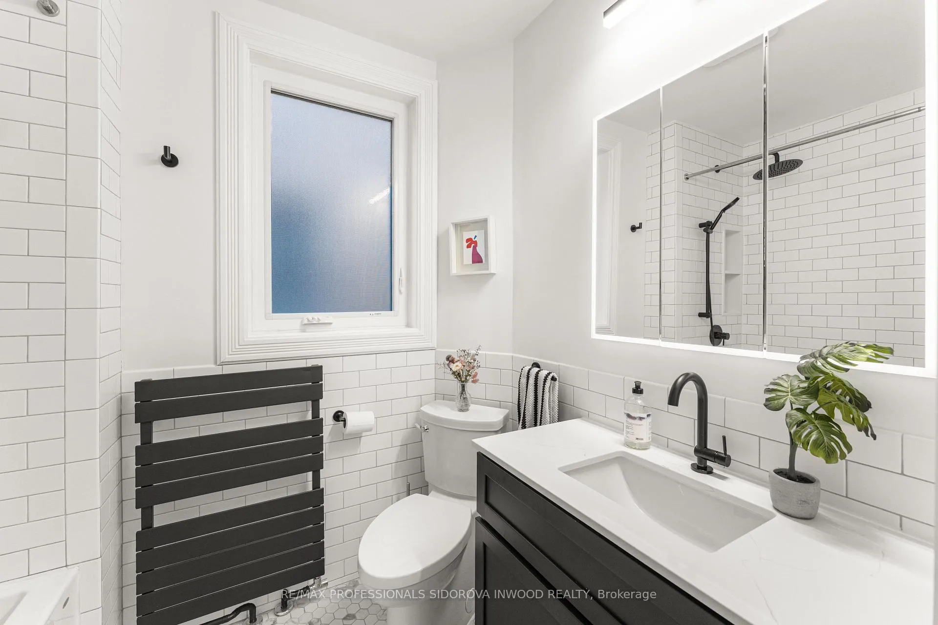 Photo 19 of 707 Windermere Avenue, Toronto, Runnymede-Bloor West Village — HOMEH