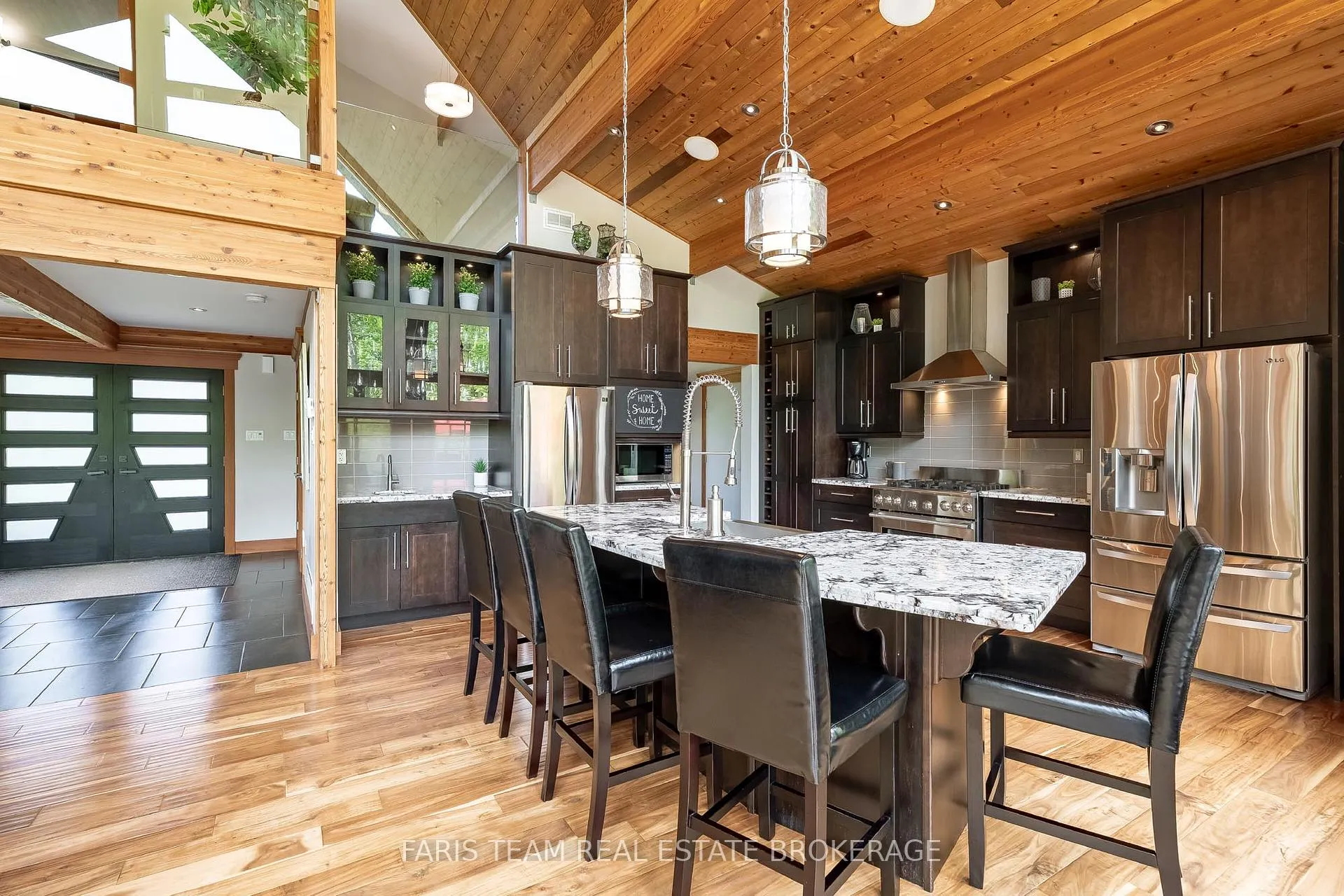 Photo 6 of 22 Houben Crescent, Oro-Medonte, Rural Oro-Medonte — HOMEH