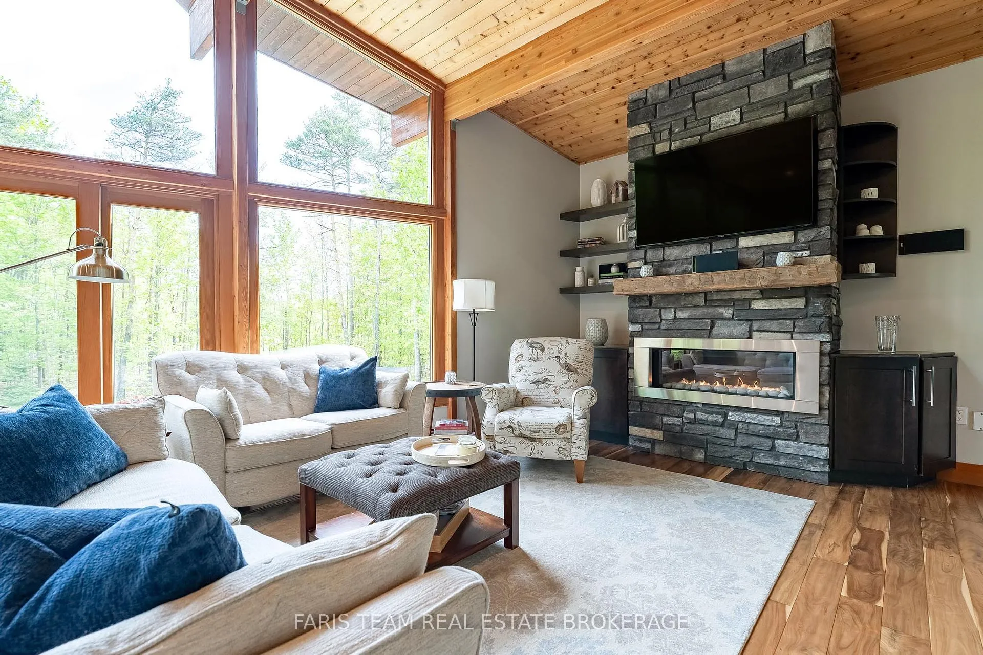 Photo 14 of 22 Houben Crescent, Oro-Medonte, Rural Oro-Medonte — HOMEH