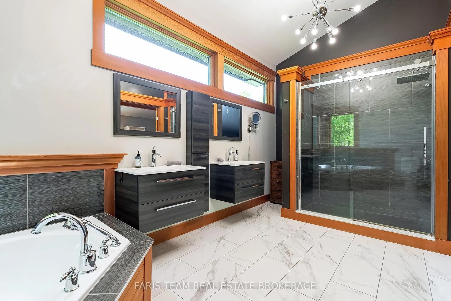 Photo 20 of 22 Houben Crescent, Oro-Medonte, Rural Oro-Medonte — HOMEH