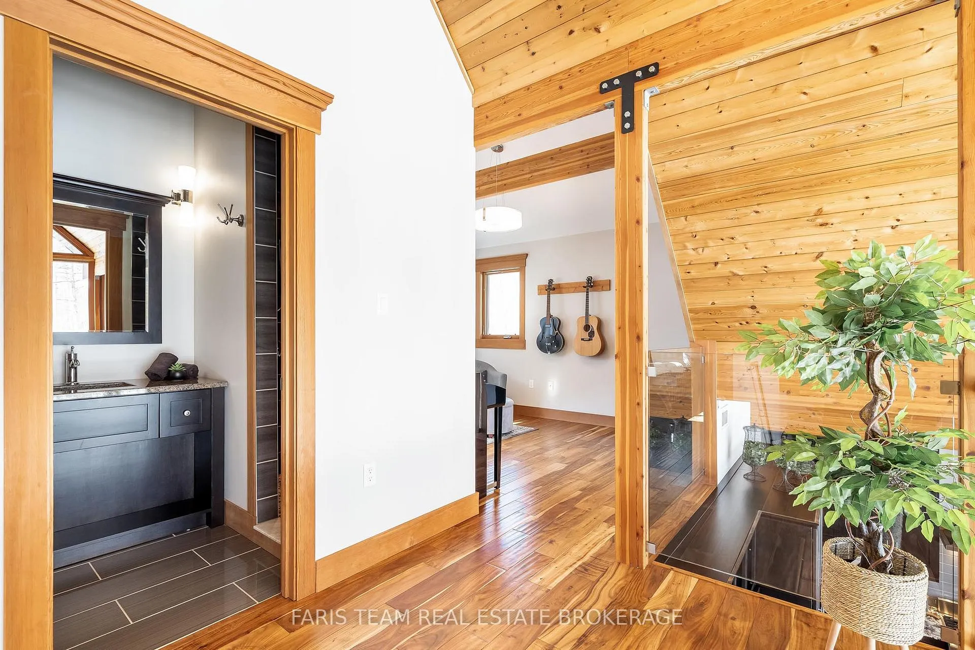 Photo 25 of 22 Houben Crescent, Oro-Medonte, Rural Oro-Medonte — HOMEH