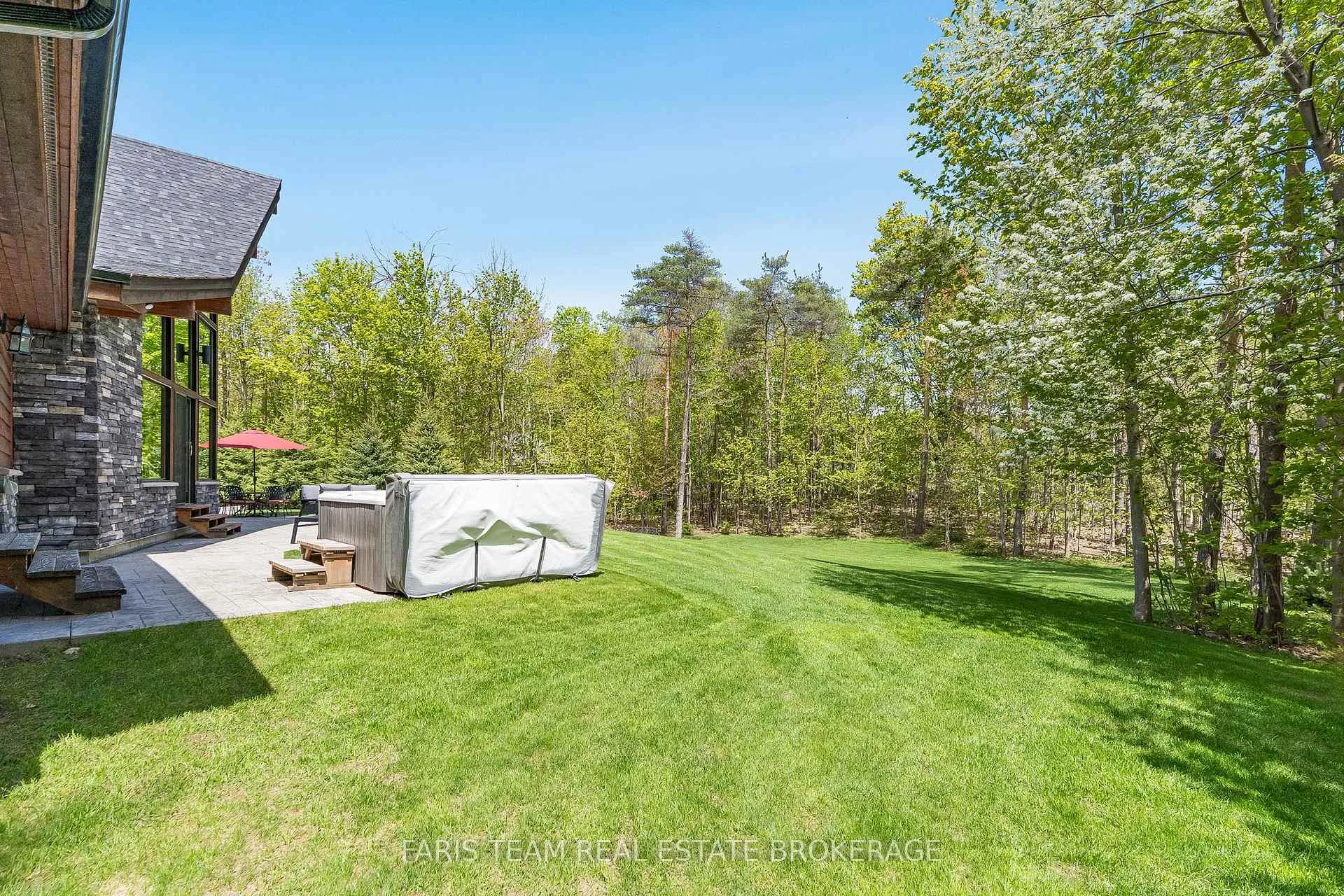 Photo 41 of 22 Houben Crescent, Oro-Medonte, Rural Oro-Medonte — HOMEH