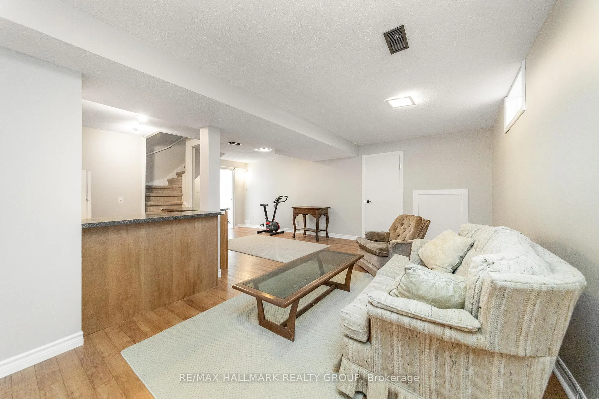 Photo 35 of 8 Trotting Way, Ottawa, Kanata - Bridlewood — HOMEH