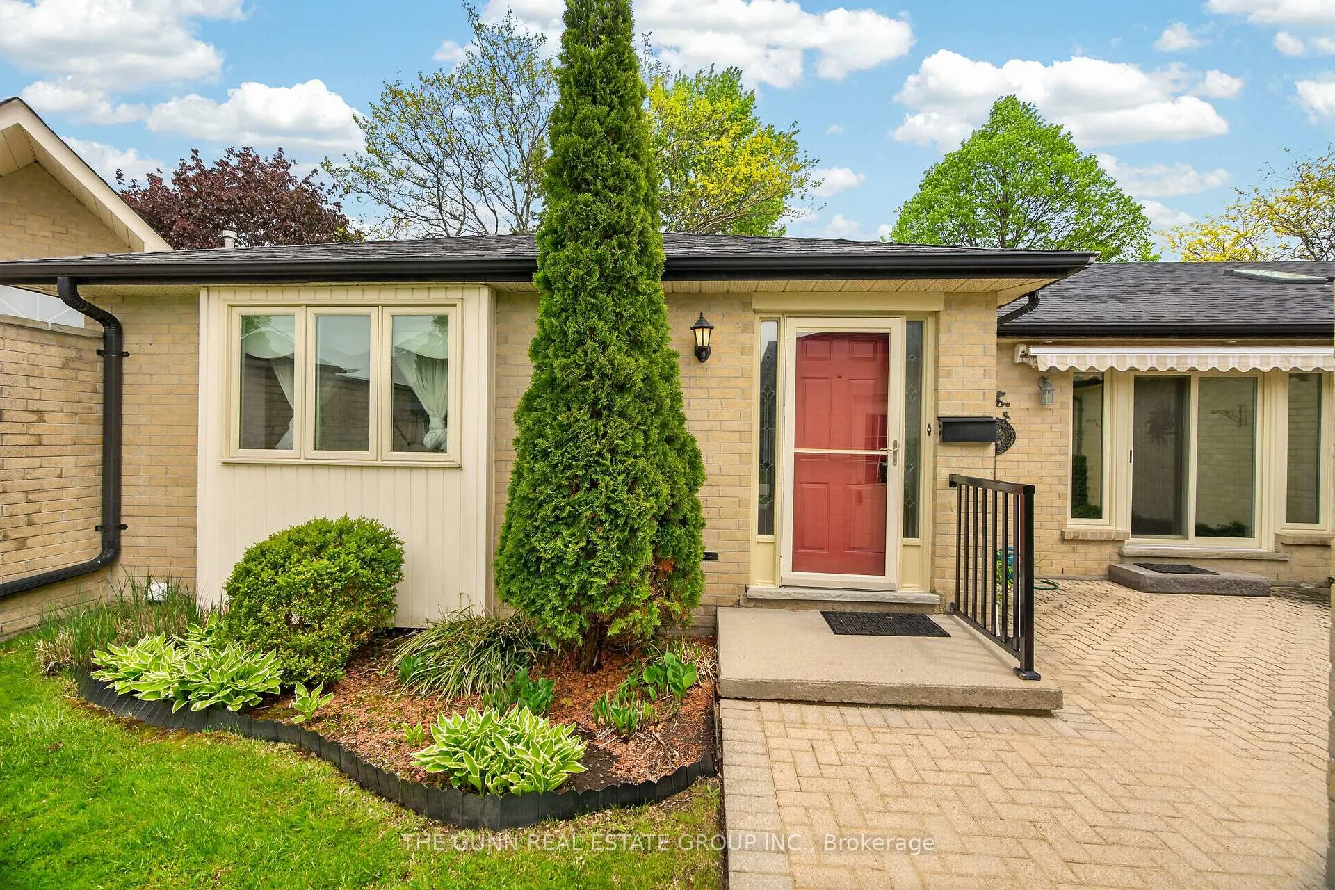 Photo 6 of Unit 31, 211 Pine Valley Drive, London, South N — HOMEH