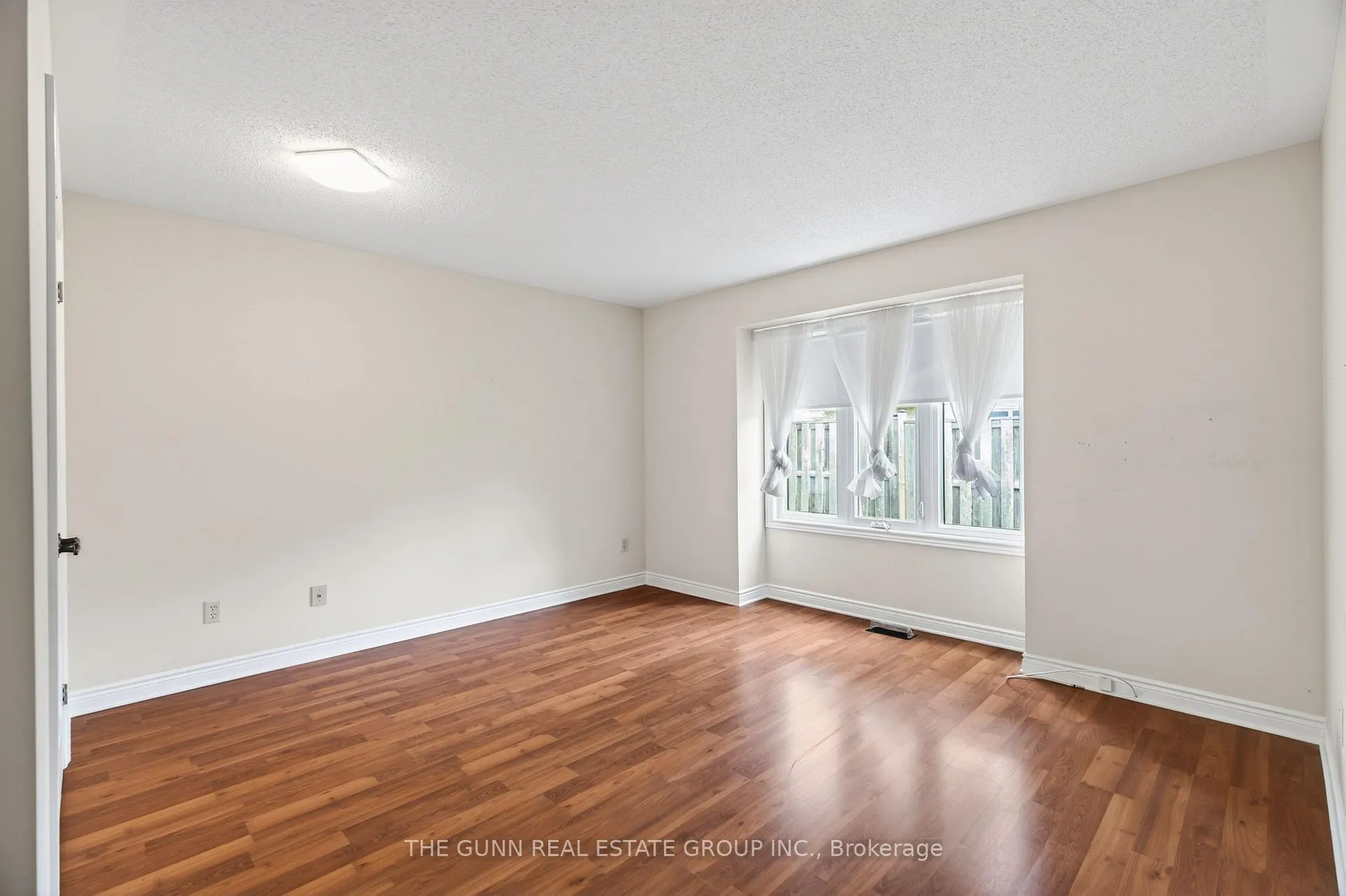 Photo 33 of Unit 31, 211 Pine Valley Drive, London, South N — HOMEH