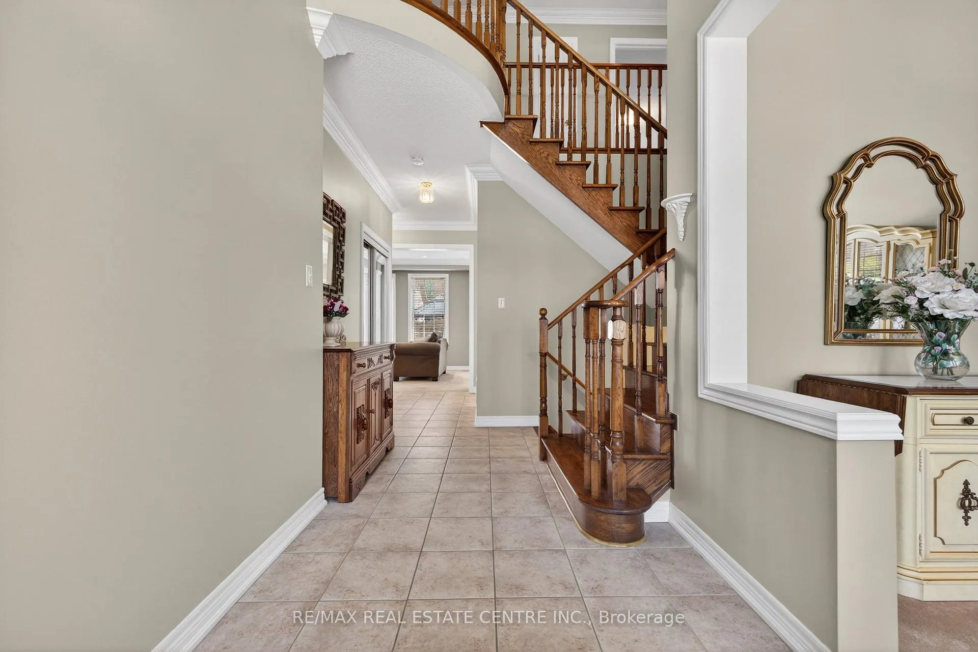 Photo 6 of 1022 Laidlaw Drive, Milton, Clarke — HOMEH