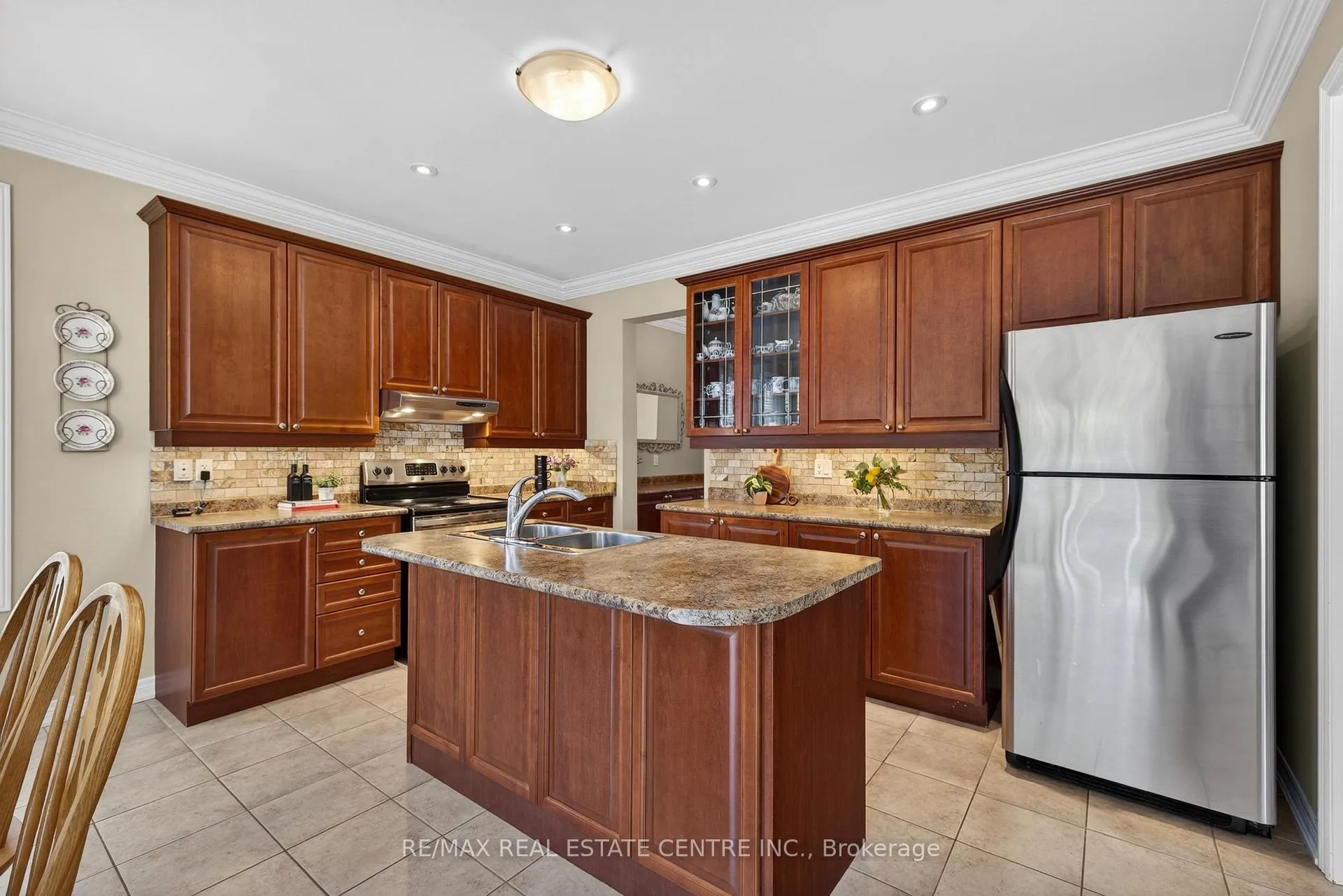 Photo 16 of 1022 Laidlaw Drive, Milton, Clarke — HOMEH