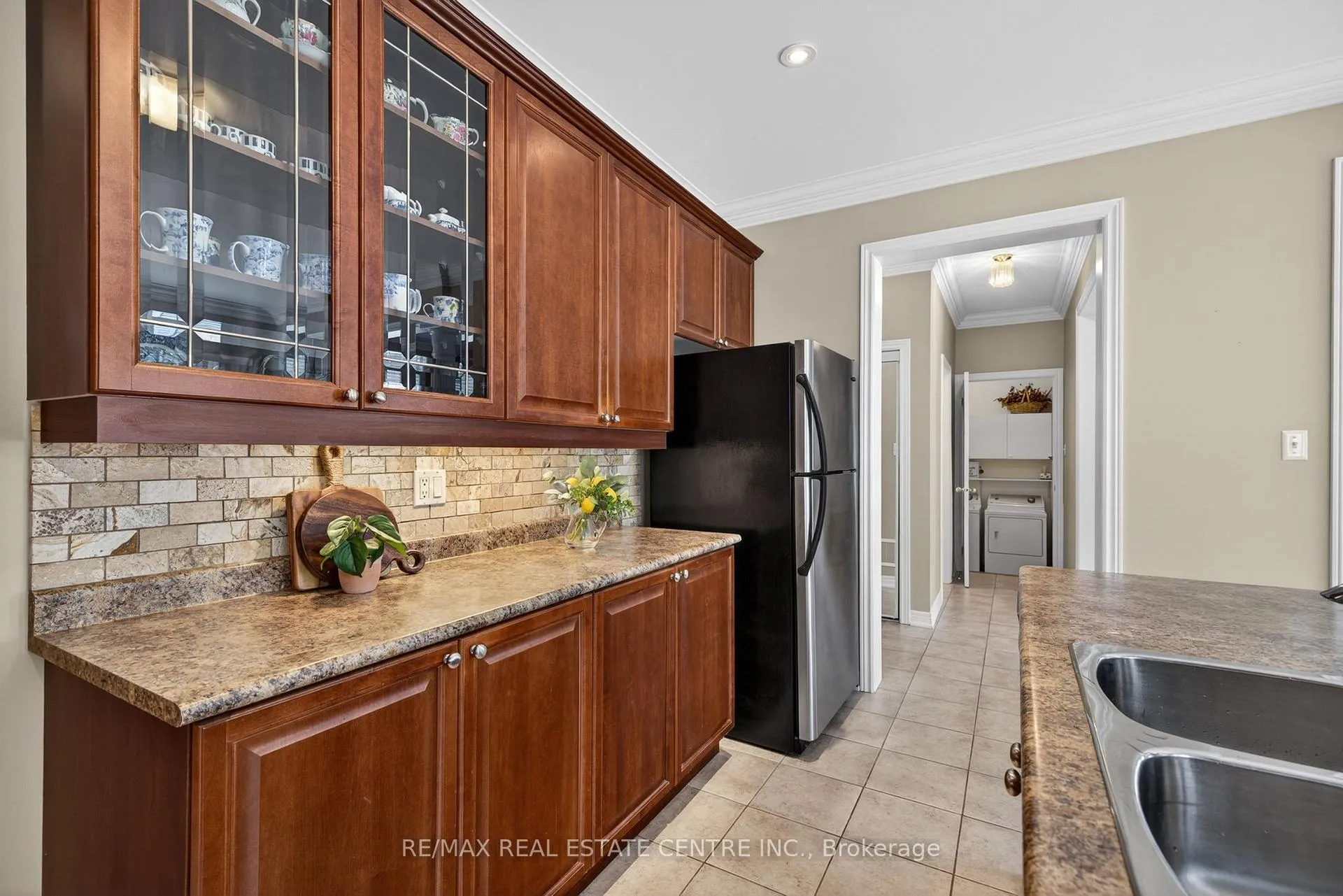 Photo 19 of 1022 Laidlaw Drive, Milton, Clarke — HOMEH