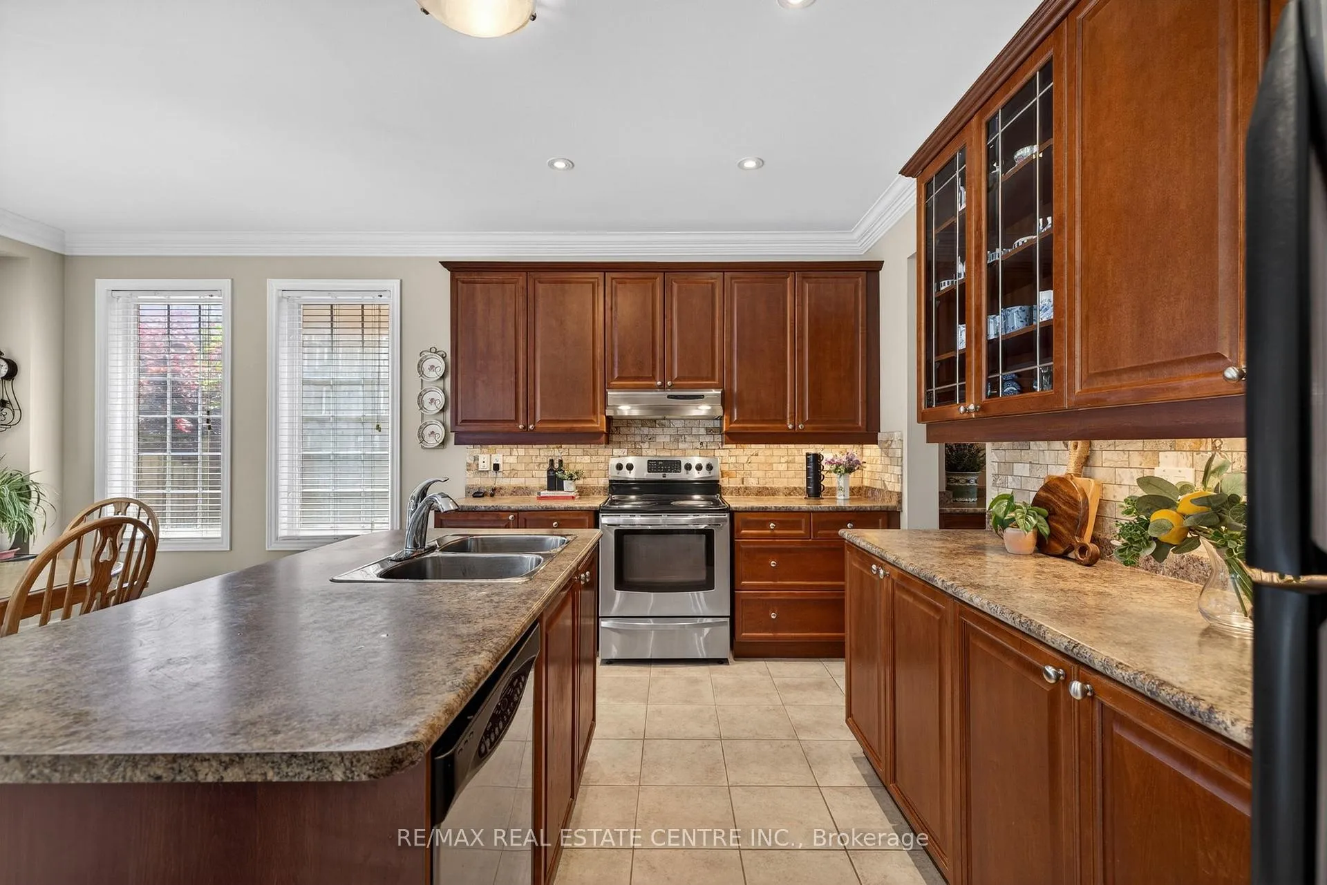 Photo 20 of 1022 Laidlaw Drive, Milton, Clarke — HOMEH