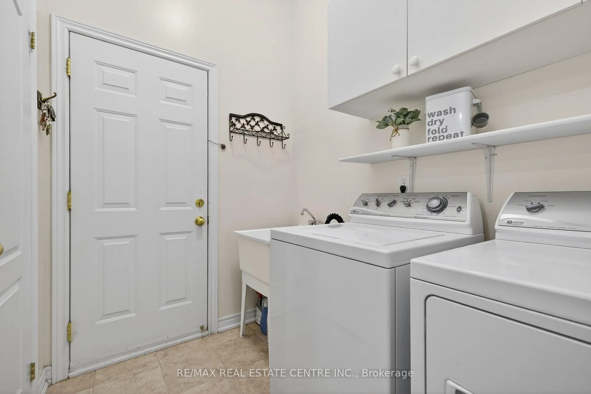 Photo 23 of 1022 Laidlaw Drive, Milton, Clarke — HOMEH