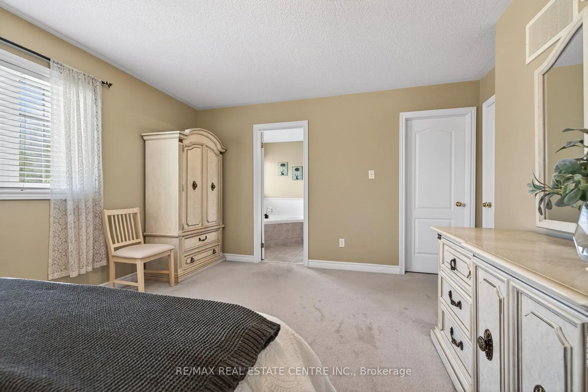 Photo 27 of 1022 Laidlaw Drive, Milton, Clarke — HOMEH