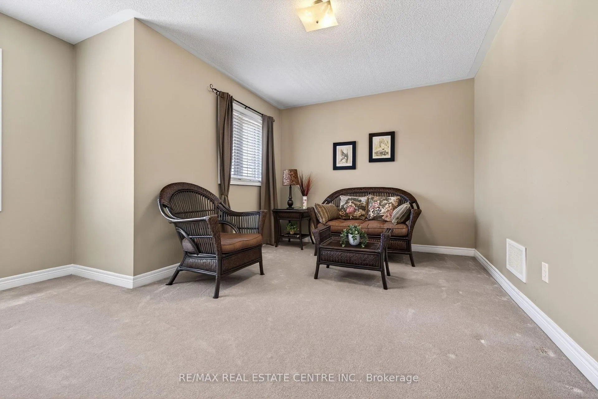 Photo 30 of 1022 Laidlaw Drive, Milton, Clarke — HOMEH