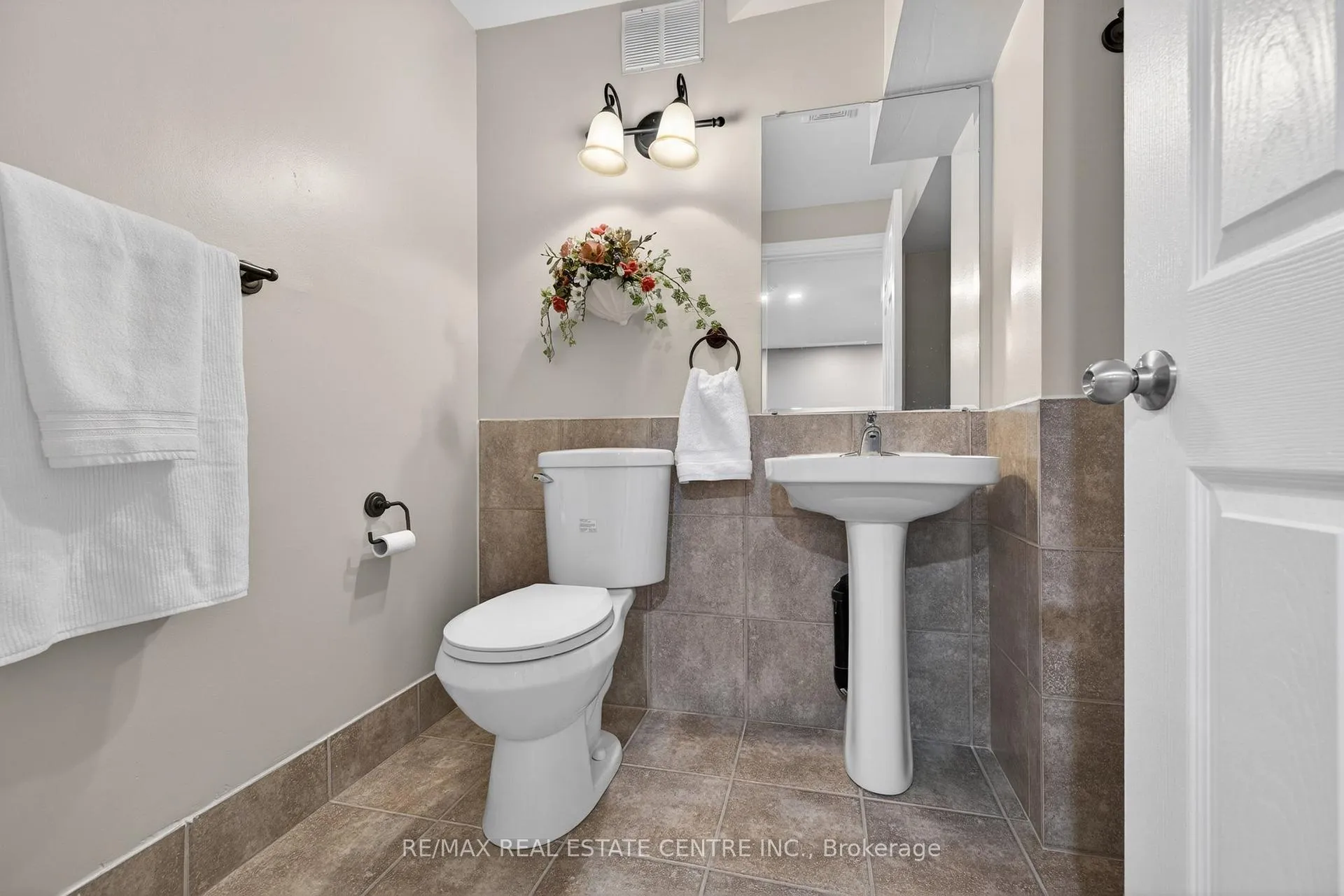 Photo 42 of 1022 Laidlaw Drive, Milton, Clarke — HOMEH