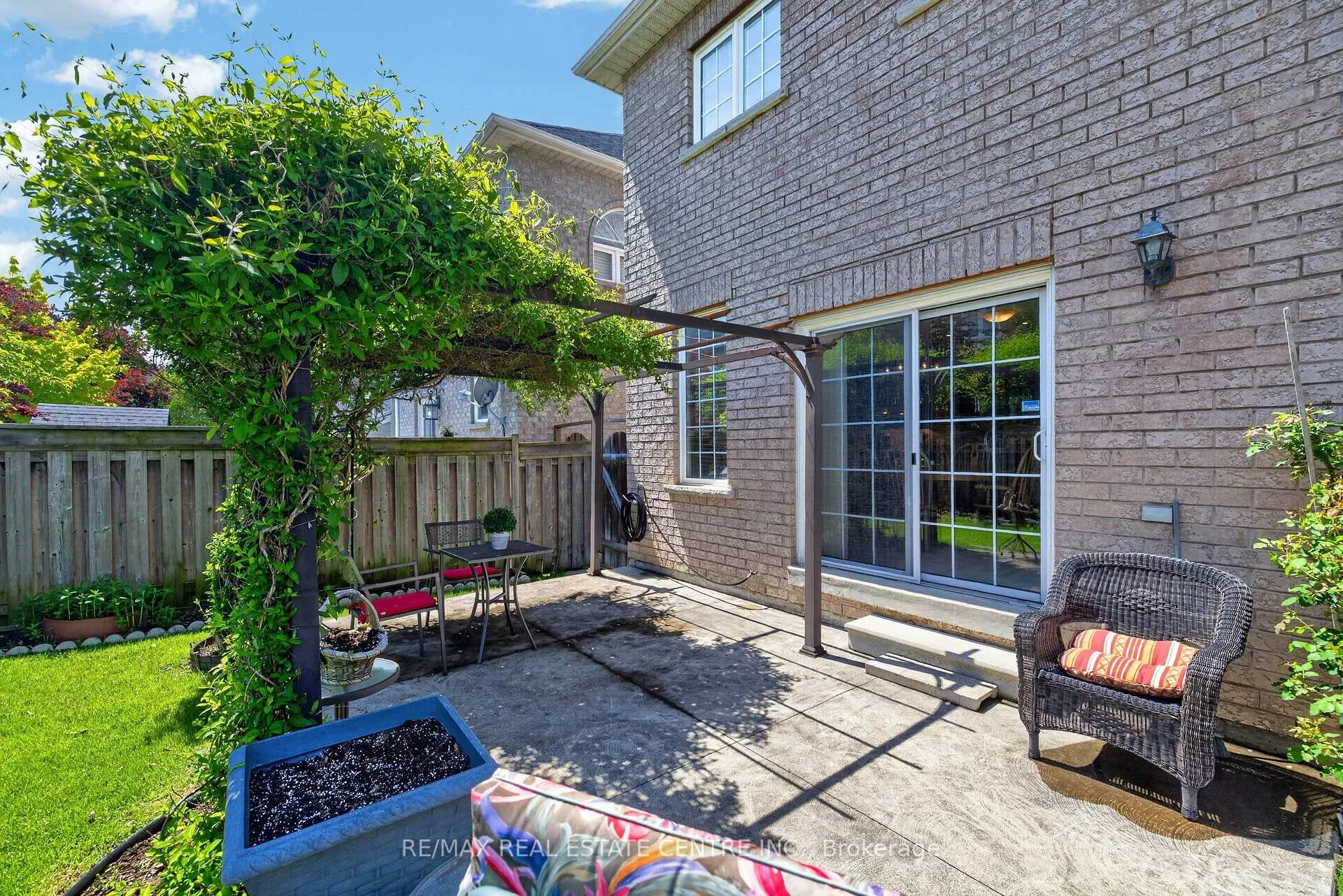Photo 47 of 1022 Laidlaw Drive, Milton, Clarke — HOMEH