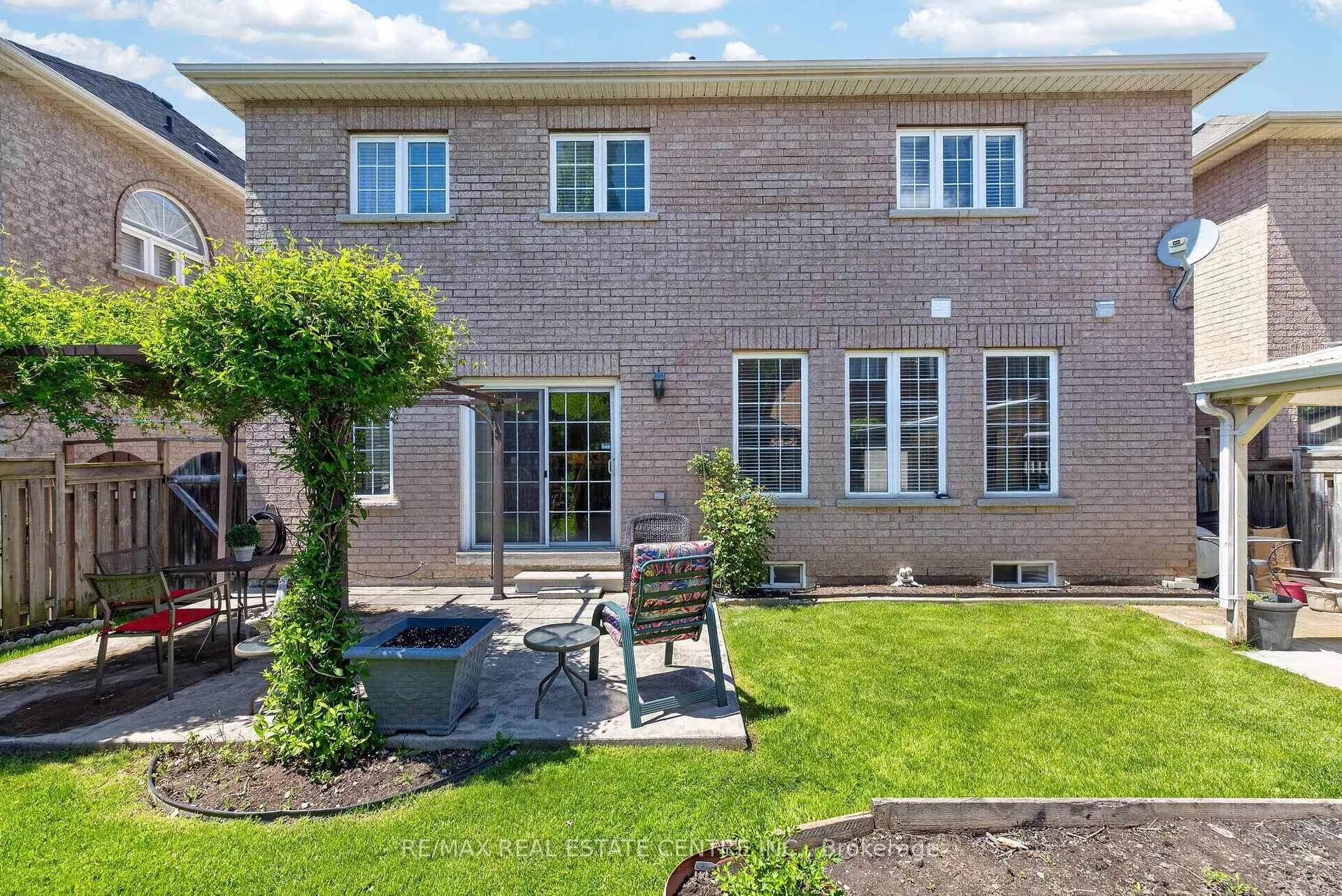 Photo 48 of 1022 Laidlaw Drive, Milton, Clarke — HOMEH