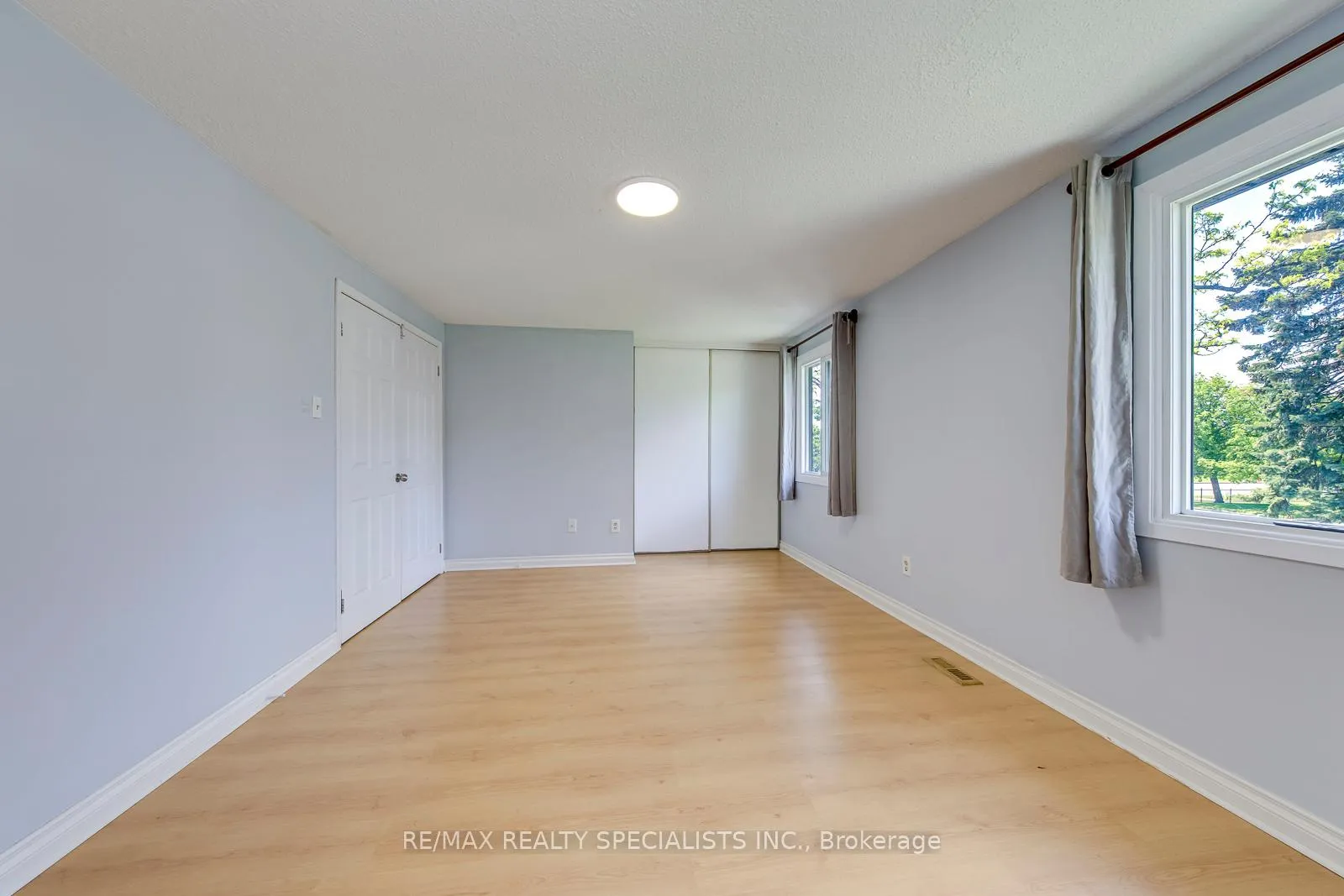Photo 20 of Unit 100, 93 Hansen Road, Brampton, Madoc — HOMEH