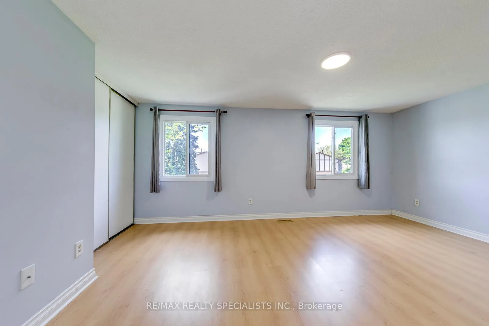 Photo 21 of Unit 100, 93 Hansen Road, Brampton, Madoc — HOMEH