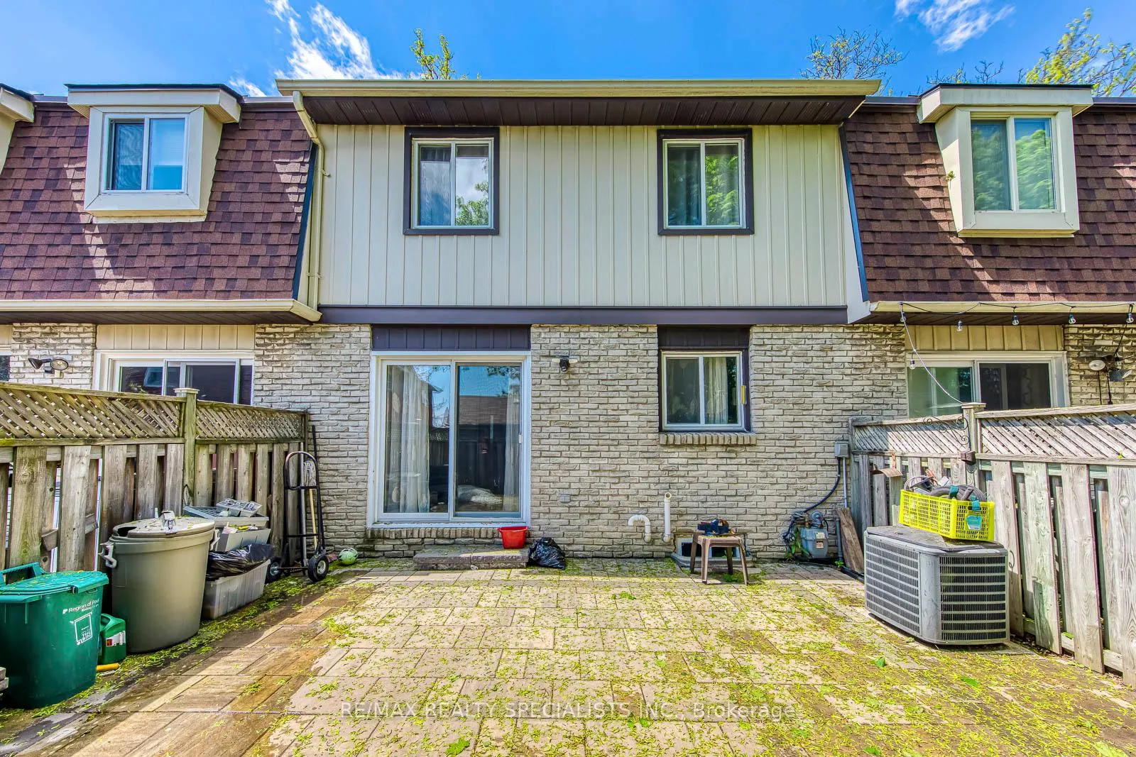 Photo 34 of Unit 100, 93 Hansen Road, Brampton, Madoc — HOMEH