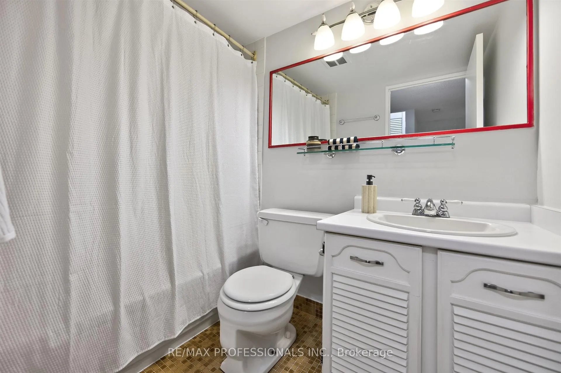 Photo 29 of Unit 122, 80 Quebec Avenue, Toronto, High Park North — HOMEH