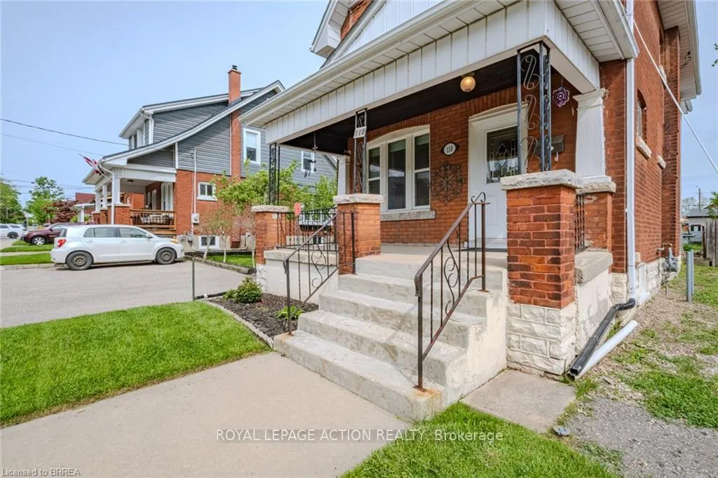 Photo 4 of 110 Arthur Street, Brantford — HOMEH
