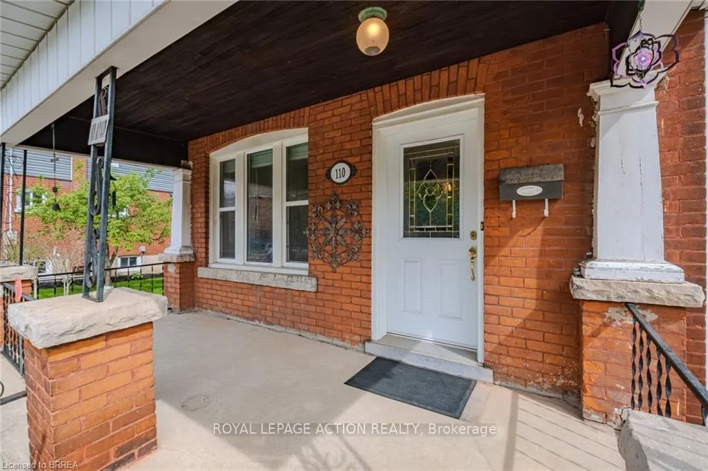 Photo 5 of 110 Arthur Street, Brantford — HOMEH
