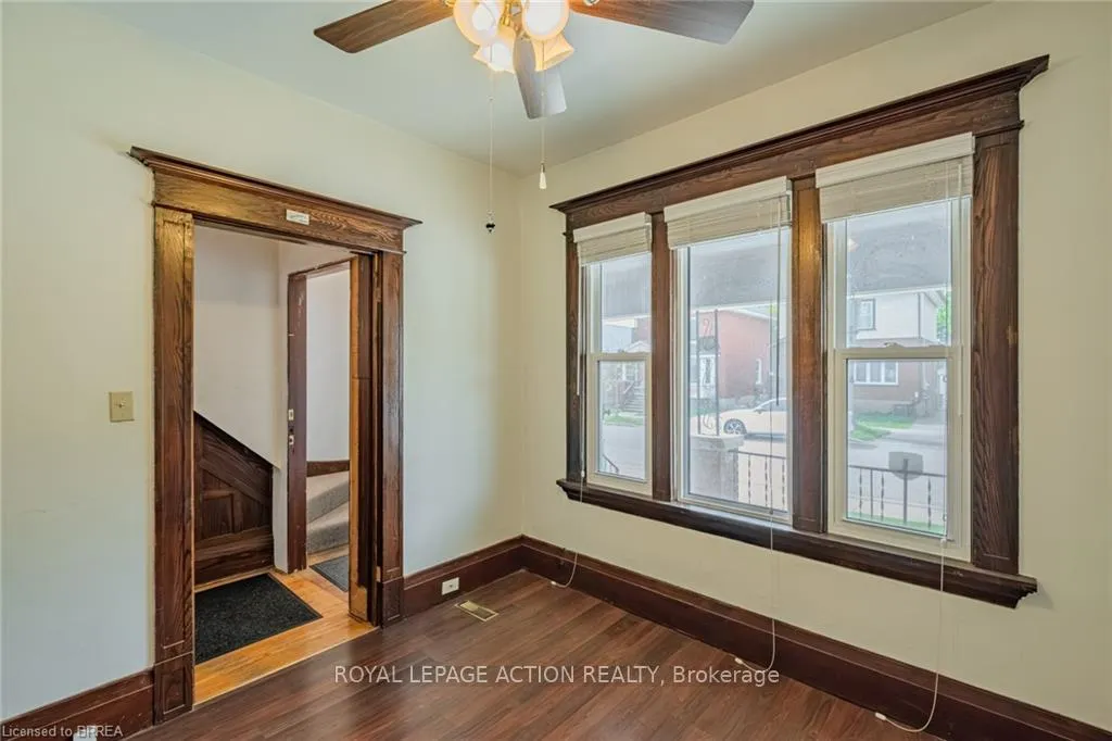 Photo 10 of 110 Arthur Street, Brantford — HOMEH