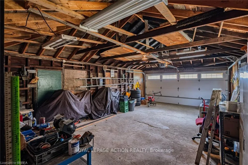 Photo 37 of 110 Arthur Street, Brantford — HOMEH