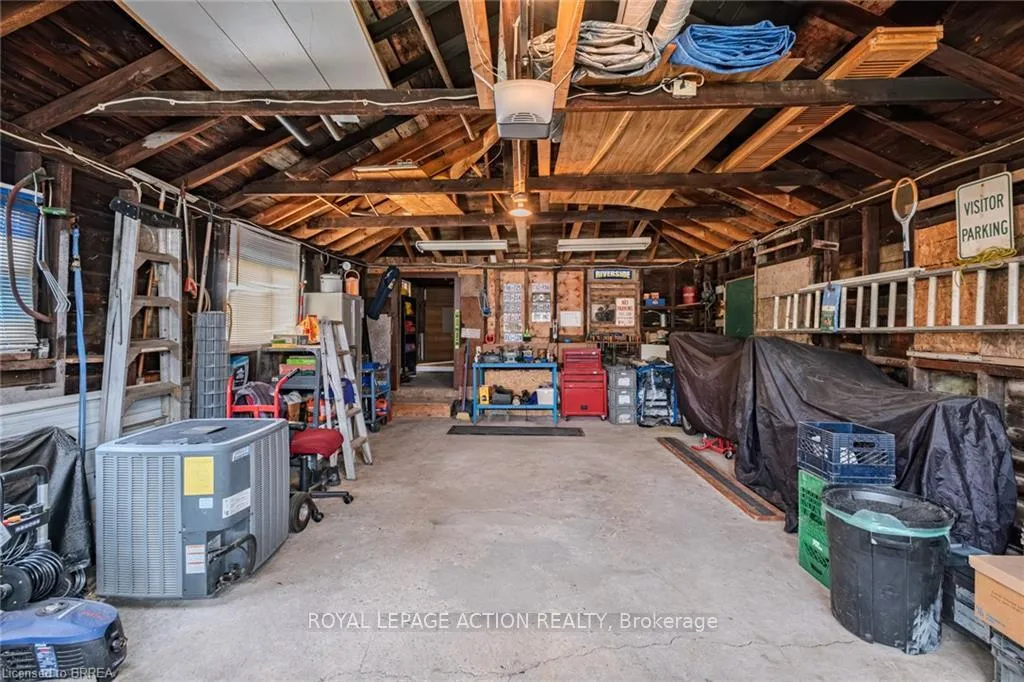 Photo 38 of 110 Arthur Street, Brantford — HOMEH