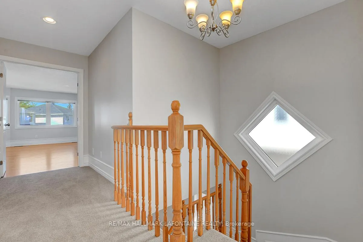 Photo 17 of 919 Scala Avenue, Ottawa, Notting Hill/Summerside — HOMEH