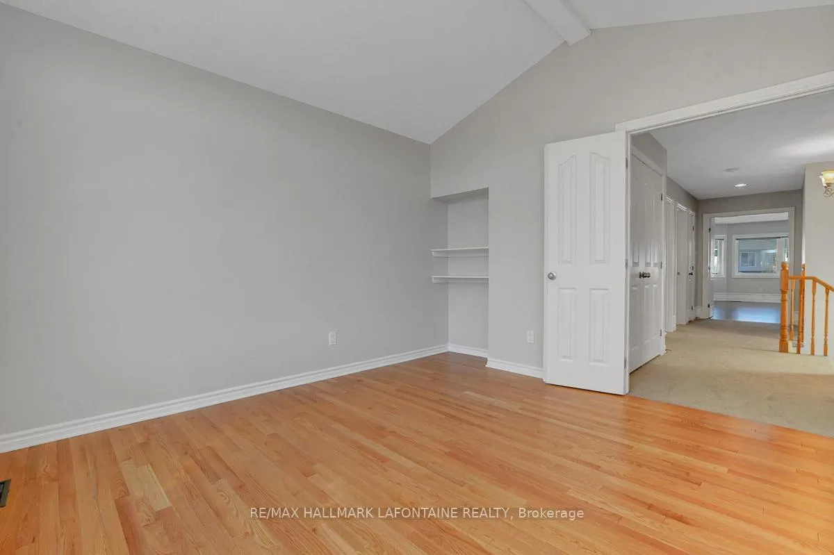 Photo 25 of 919 Scala Avenue, Ottawa, Notting Hill/Summerside — HOMEH