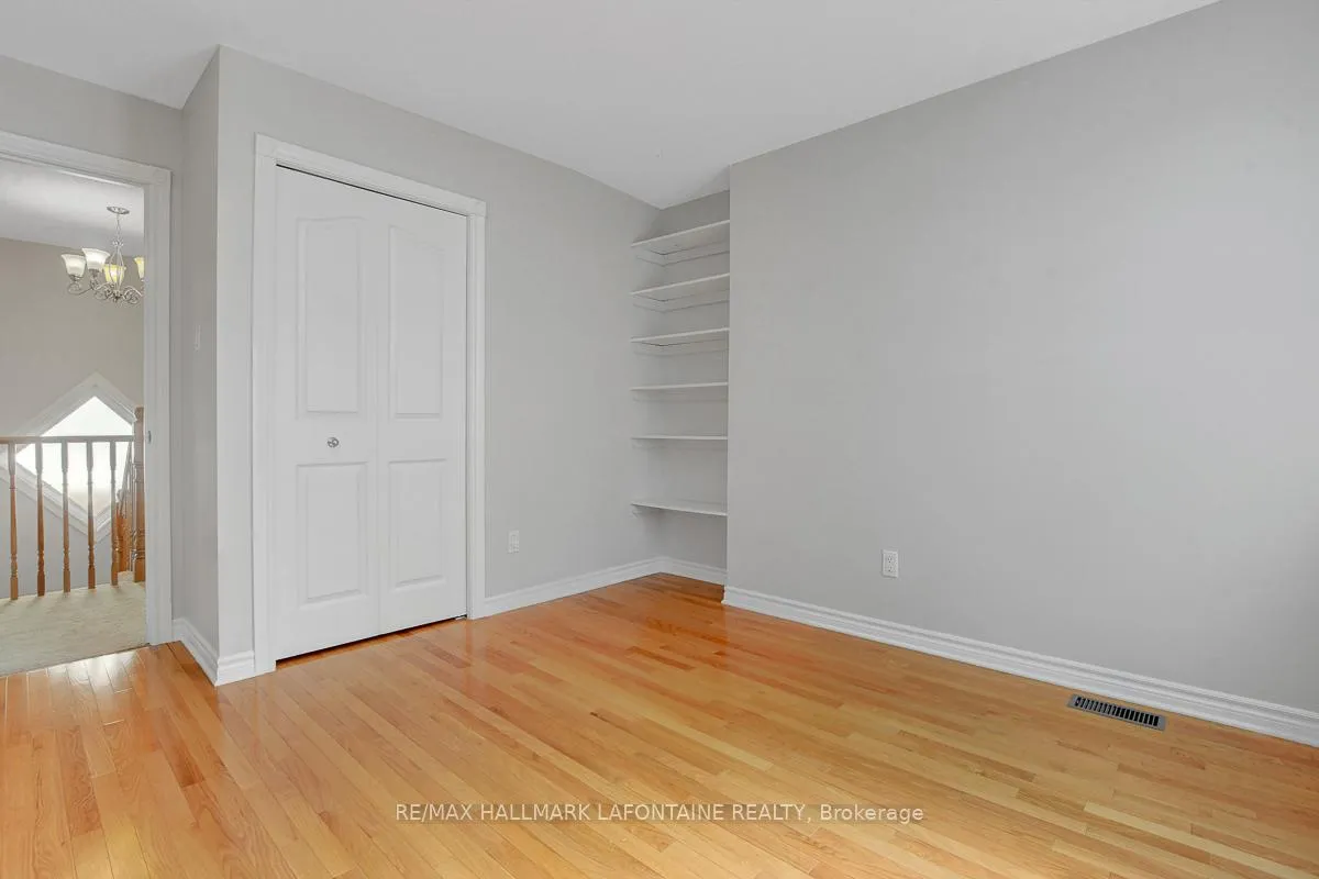 Photo 29 of 919 Scala Avenue, Ottawa, Notting Hill/Summerside — HOMEH