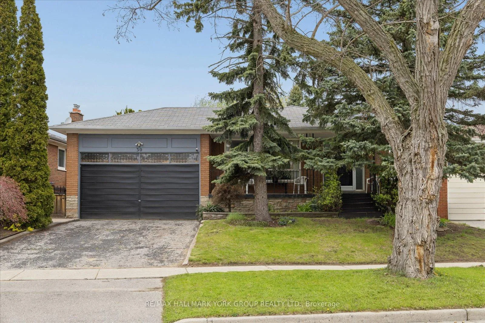 Photo 2 of 30 Briarbluff Avenue, Scarborough, West Hill — HOMEH