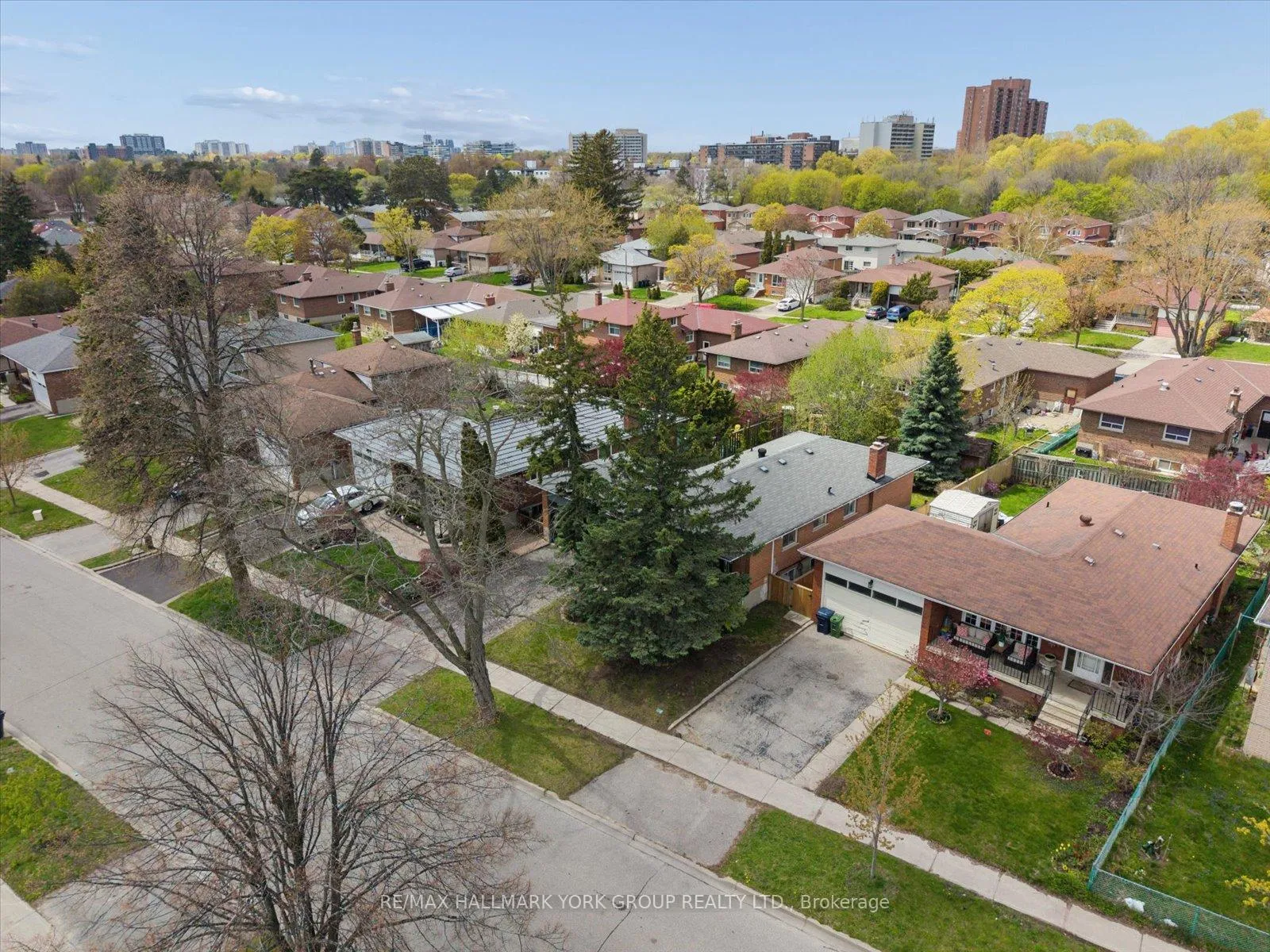 Photo 48 of 30 Briarbluff Avenue, Scarborough, West Hill — HOMEH