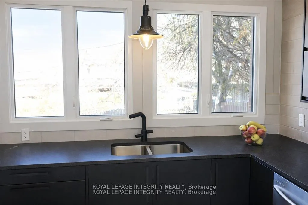 Photo 5 of 2347 Baseline Road, Ottawa, Queensway Terrace South/Ridgeview — HOMEH