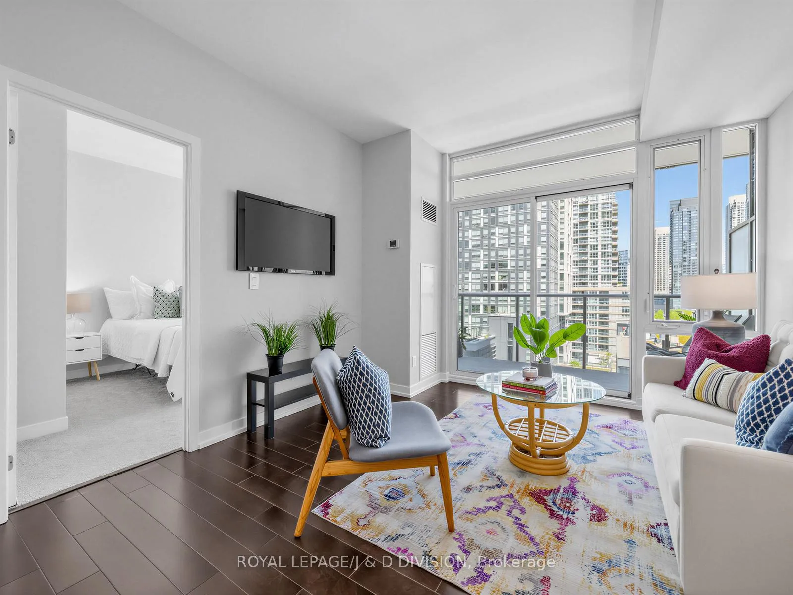 Photo 4 of Unit 1008, 170 Fort York Boulevard, Toronto, Waterfront Communities — HOMEH