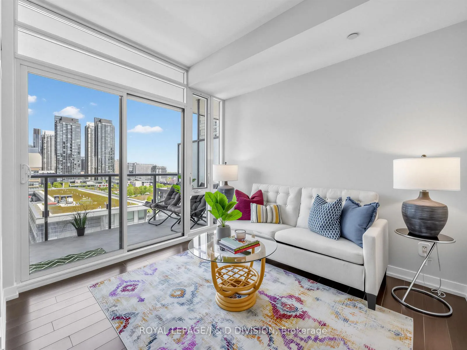 Photo 5 of Unit 1008, 170 Fort York Boulevard, Toronto, Waterfront Communities — HOMEH