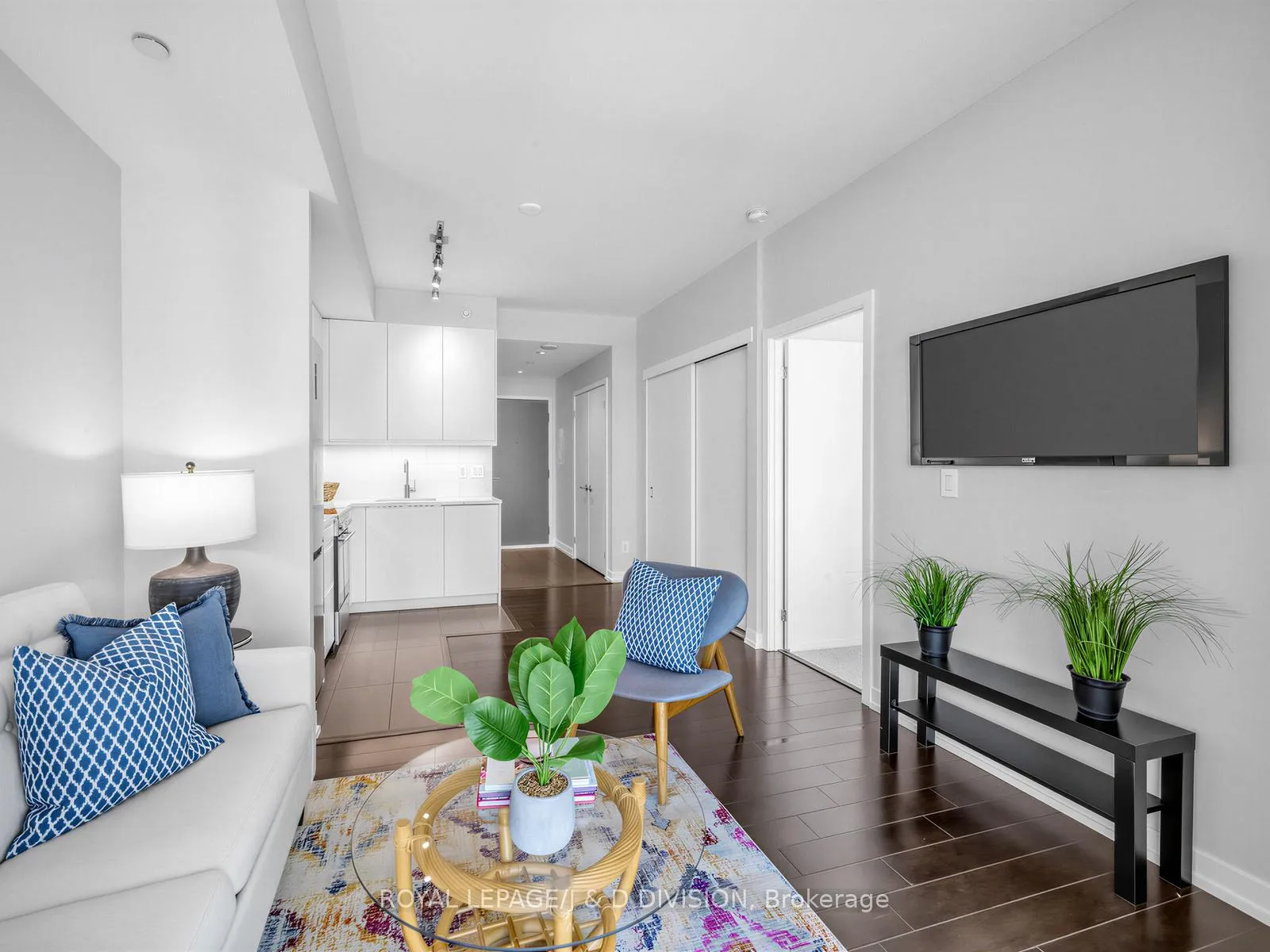 Photo 7 of Unit 1008, 170 Fort York Boulevard, Toronto, Waterfront Communities — HOMEH