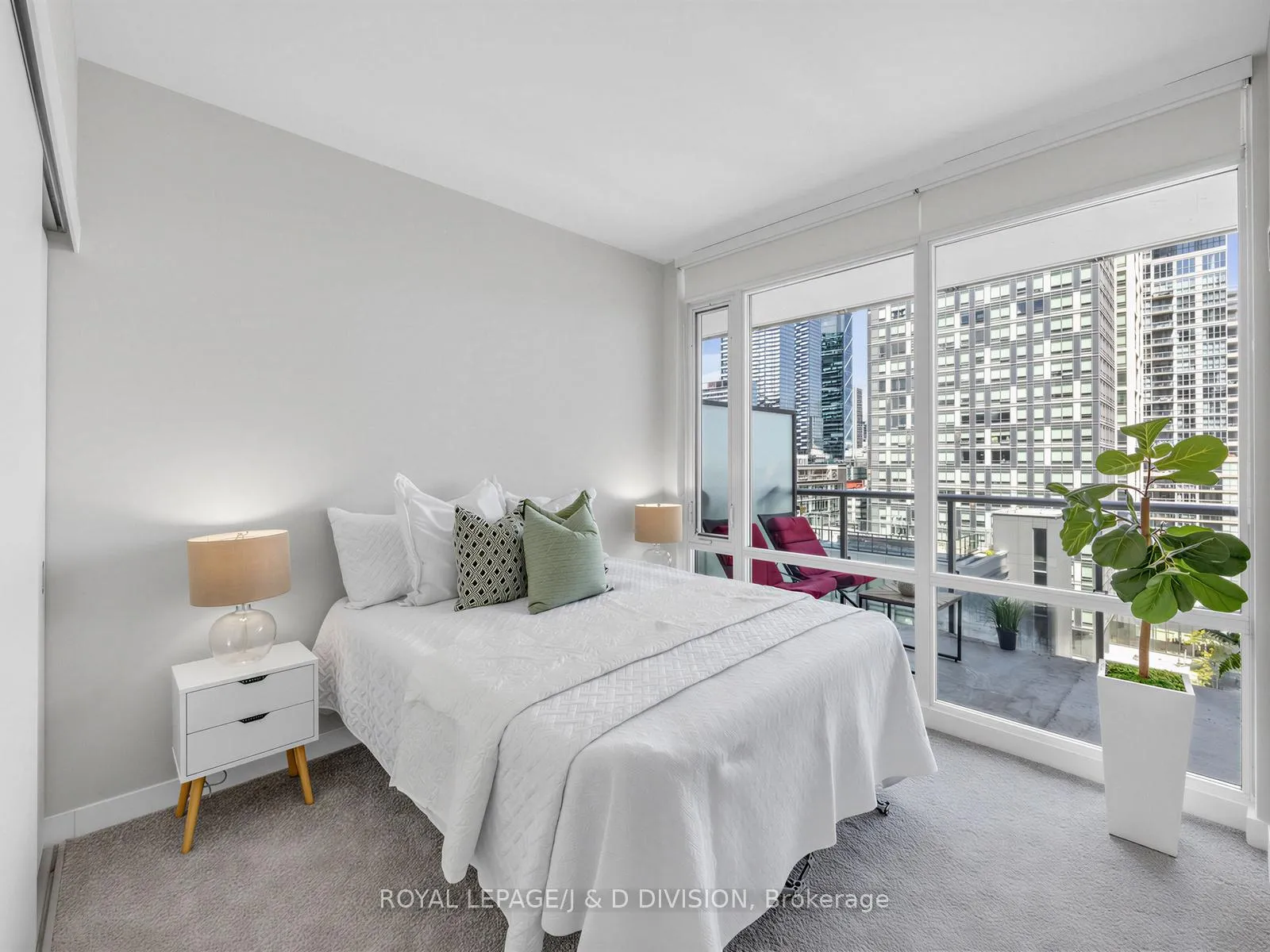 Photo 11 of Unit 1008, 170 Fort York Boulevard, Toronto, Waterfront Communities — HOMEH