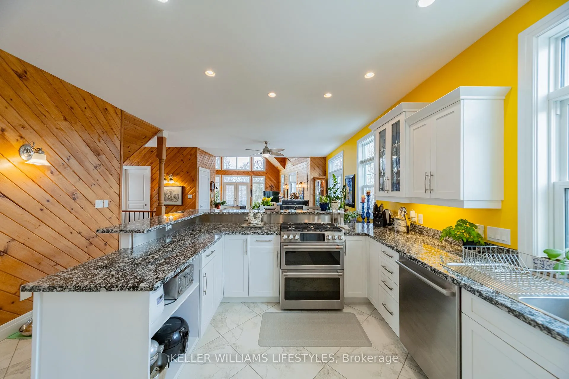 Photo 10 of 73028 Denise Court, Bluewater, Zurich — HOMEH