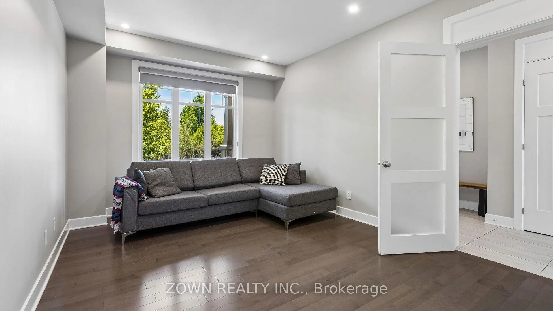 Photo 5 of 626 Sora Way, Ottawa, Blossom Park/Kemp Park/Findlay Creek — HOMEH