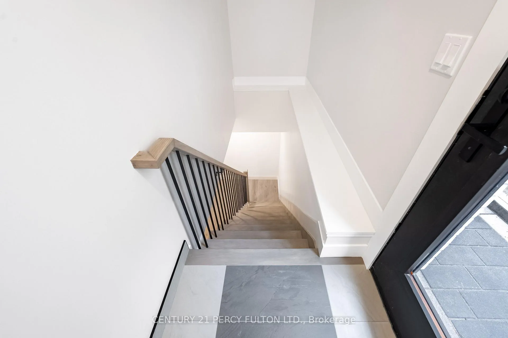 Photo 5 of 13 McKayfield Road, Toronto, Danforth Village-East York — HOMEH