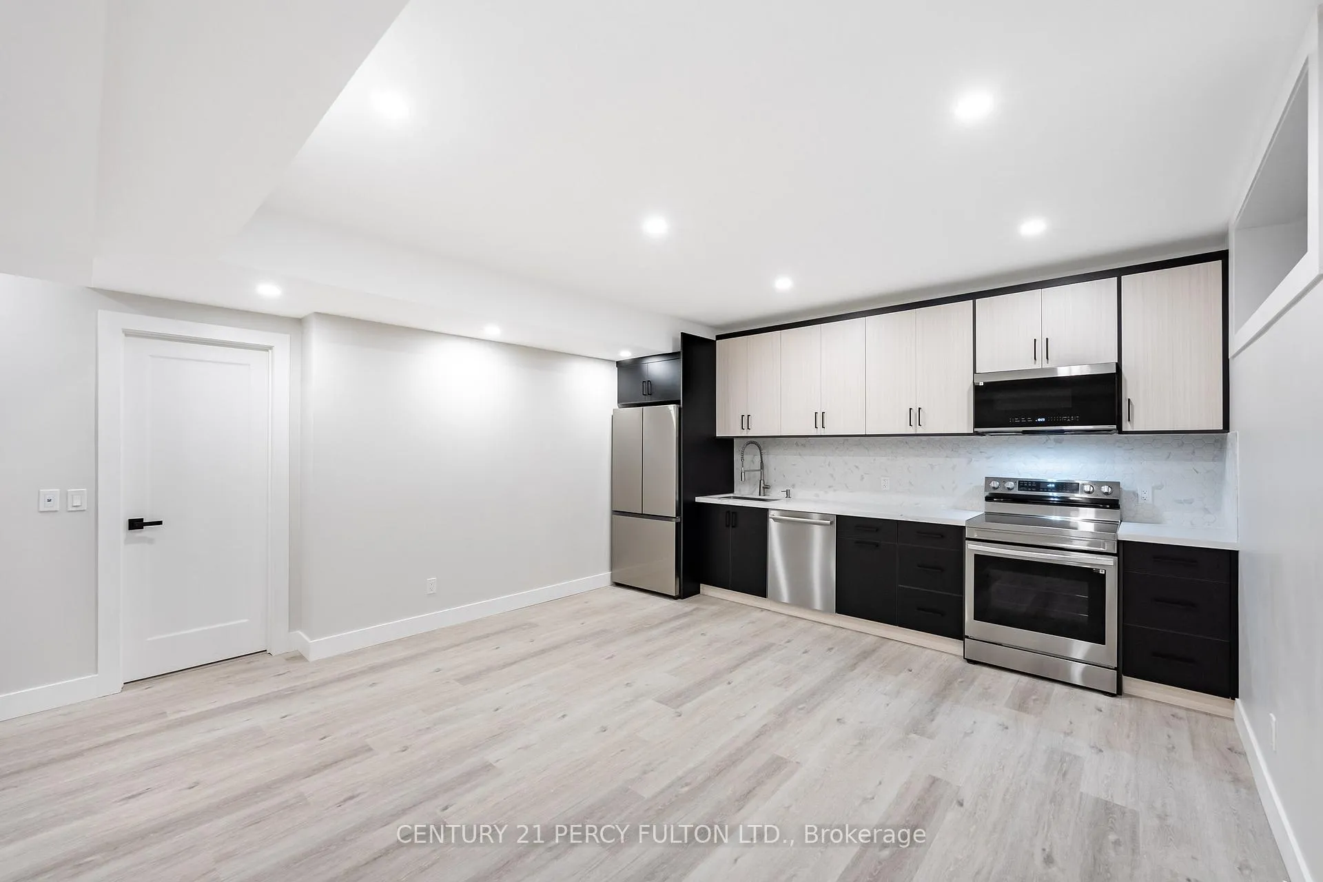 Photo 15 of 13 McKayfield Road, Toronto, Danforth Village-East York — HOMEH