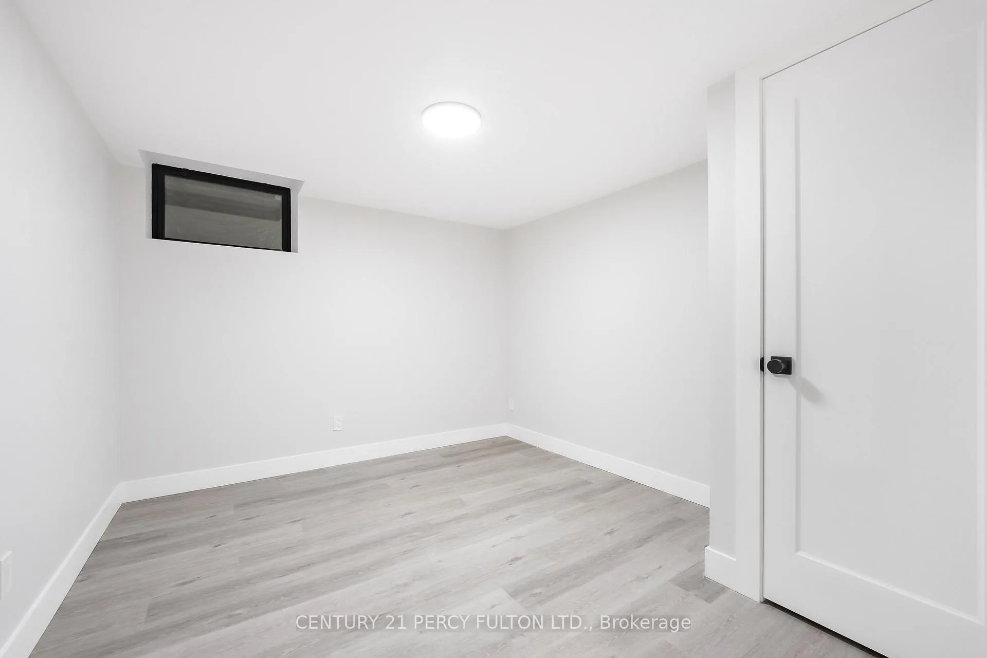 Photo 20 of 13 McKayfield Road, Toronto, Danforth Village-East York — HOMEH