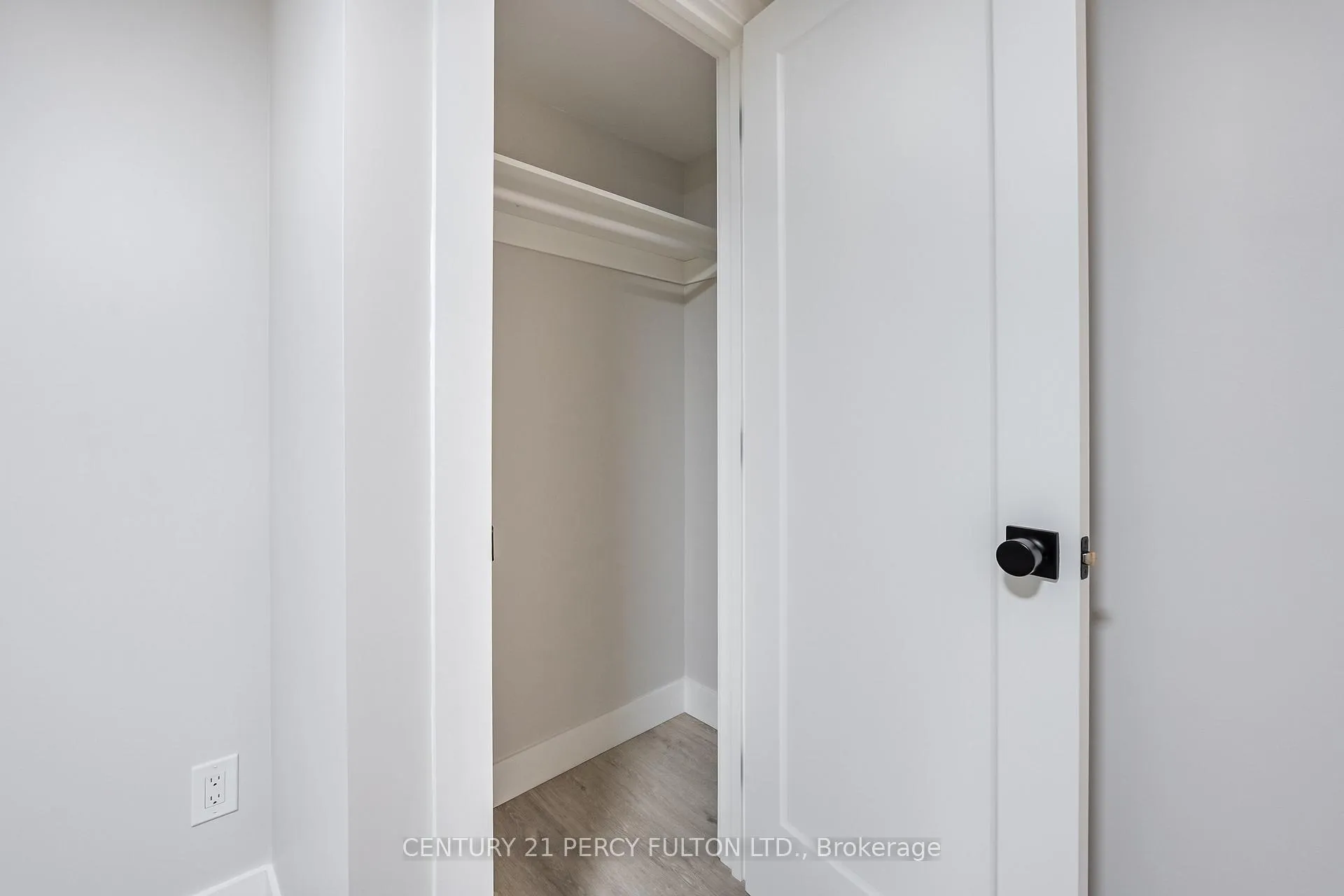 Photo 25 of 13 McKayfield Road, Toronto, Danforth Village-East York — HOMEH