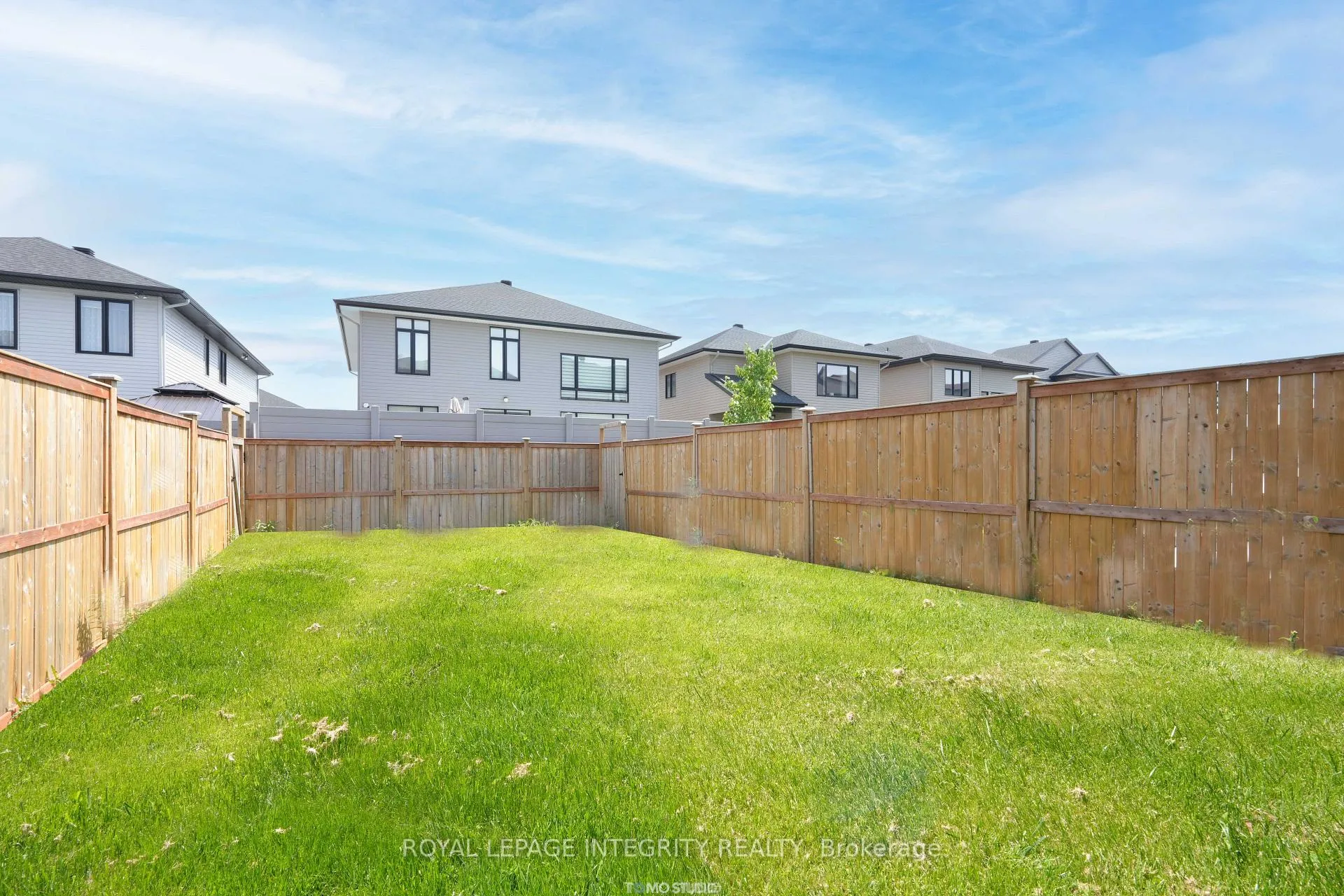 Photo 18 of 446 Markdale Terrace, Ottawa, Riverside South/Gloucester Glen — HOMEH