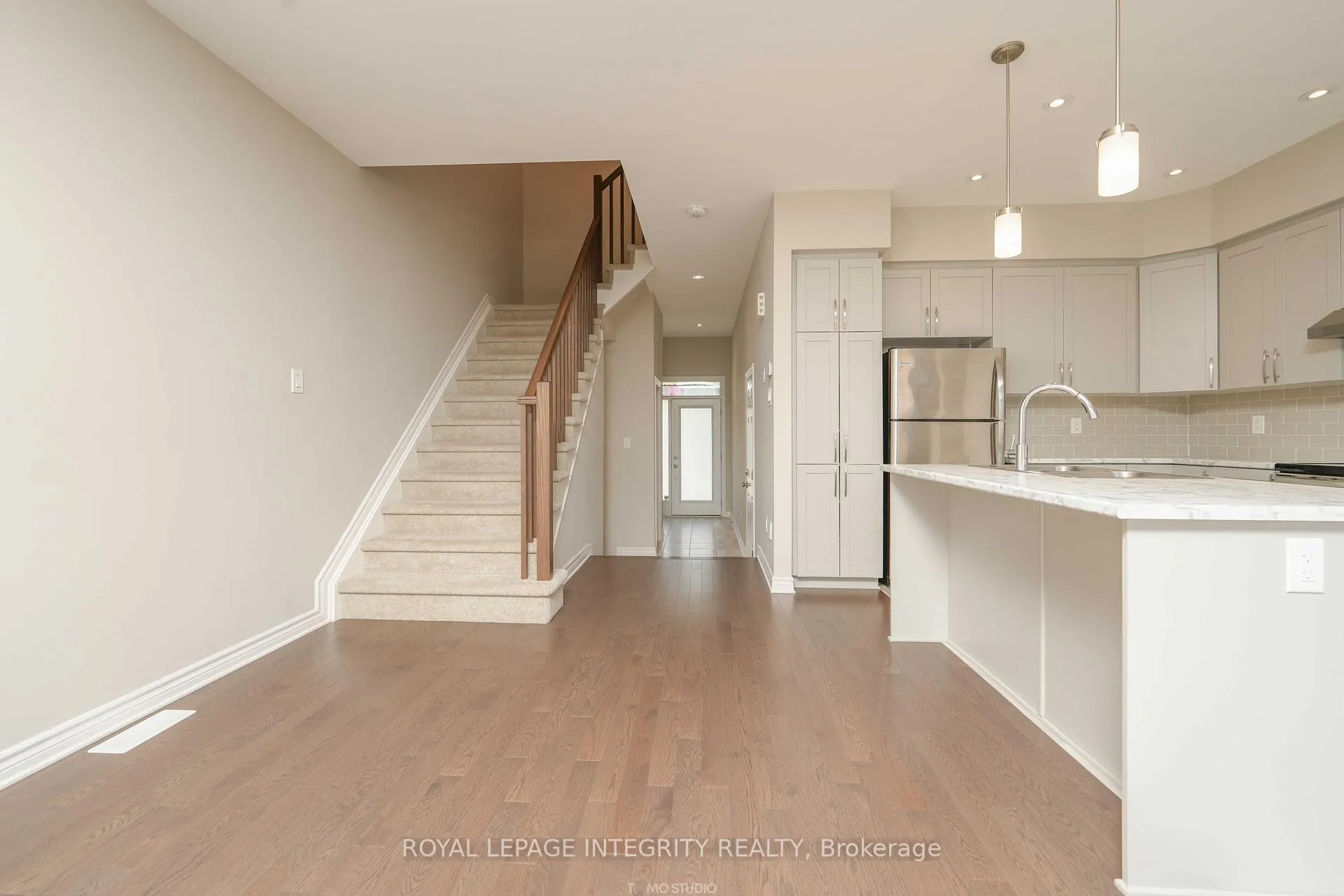 Photo 19 of 446 Markdale Terrace, Ottawa, Riverside South/Gloucester Glen — HOMEH