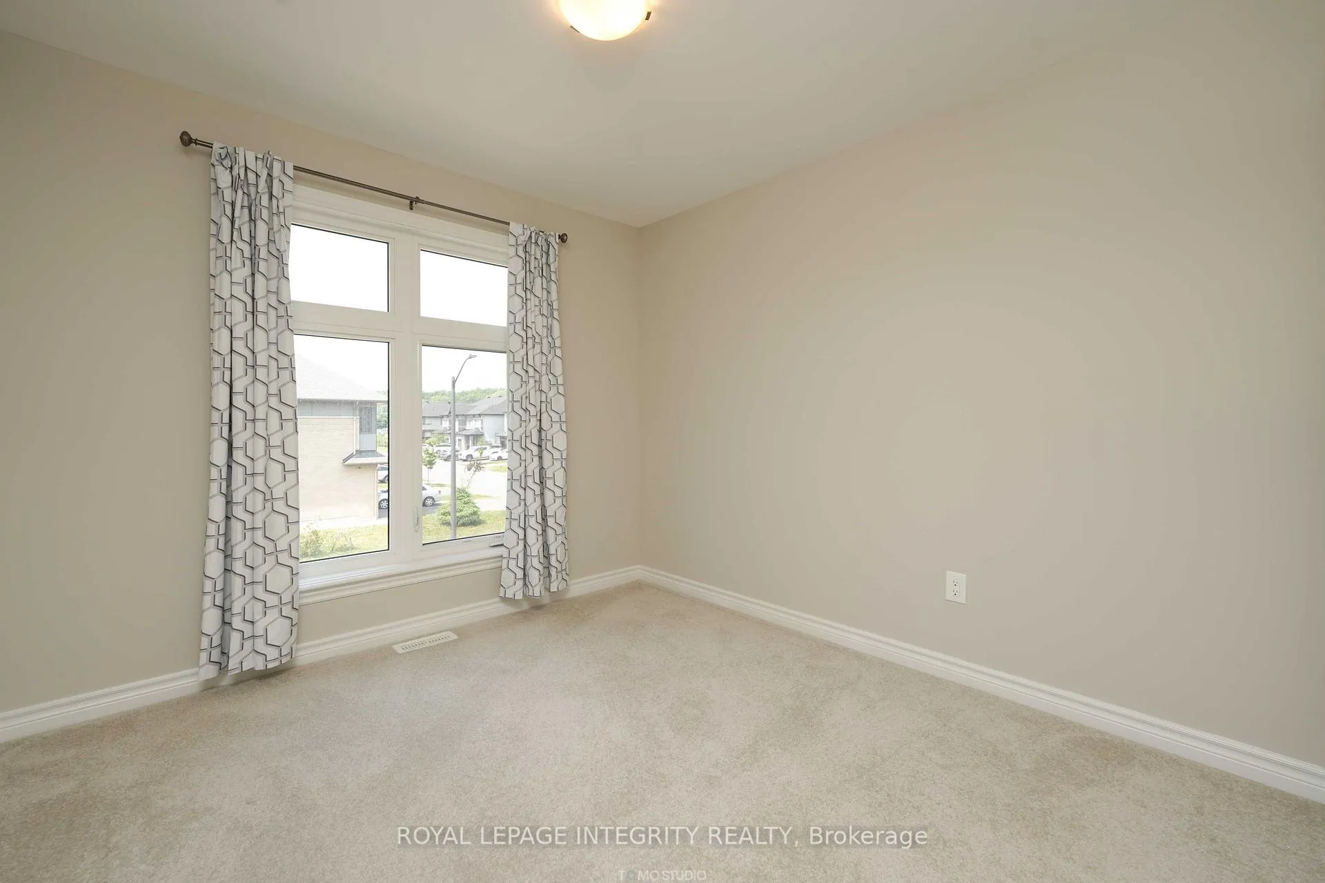 Photo 34 of 446 Markdale Terrace, Ottawa, Riverside South/Gloucester Glen — HOMEH