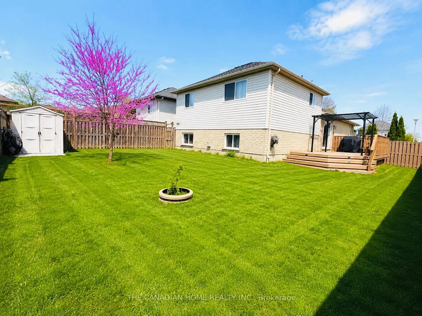 Photo 28 of 2842 Meadowgate Boulevard, London, South U — HOMEH