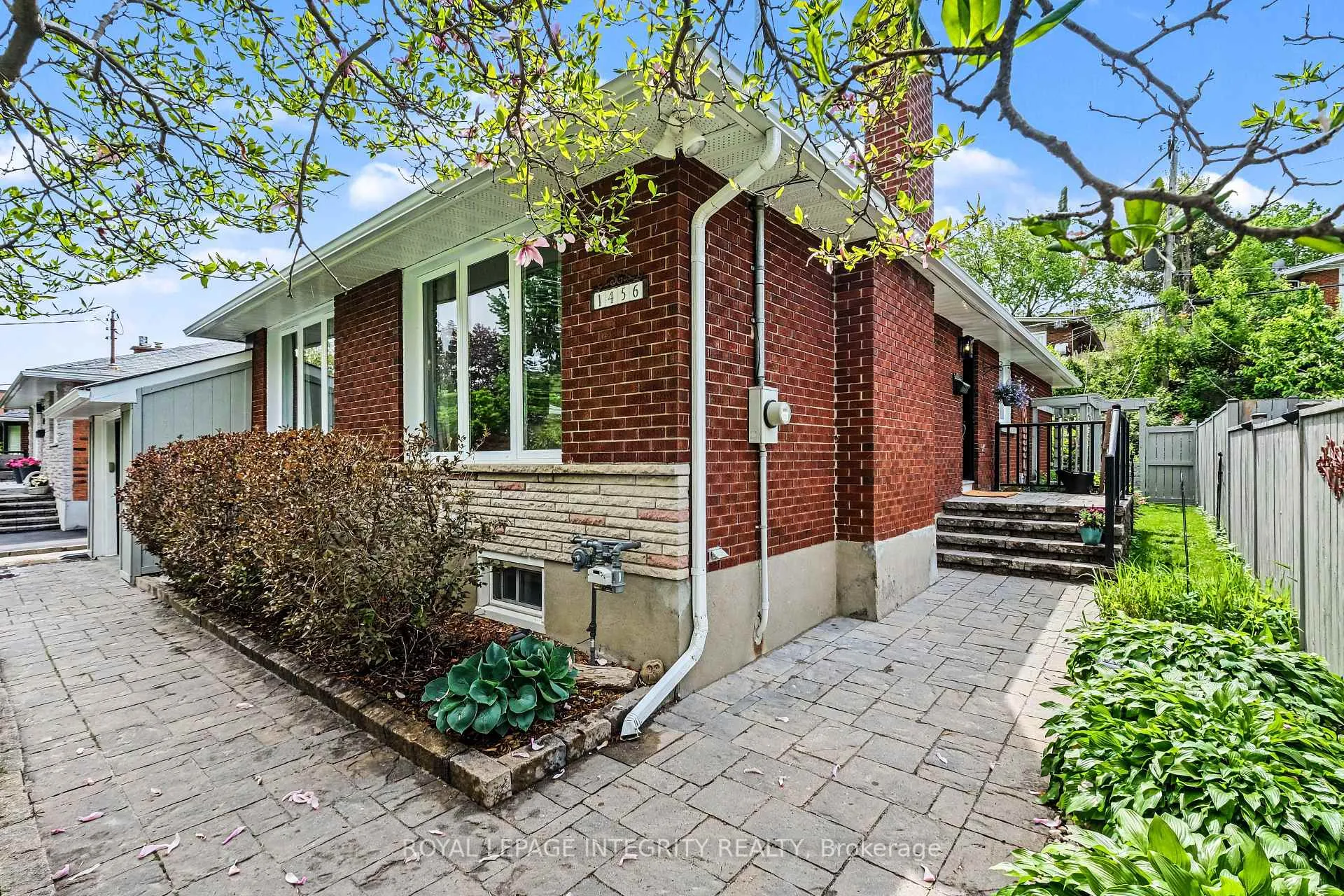 Photo 4 of 1456 Lepage Avenue, Ottawa, Carlington — HOMEH